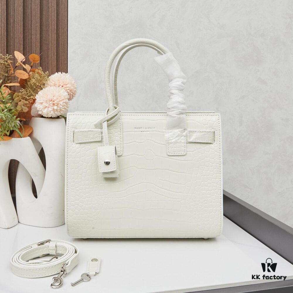 New Crocodile Texture Rose-Inspired Street Style Bag | YSL's Celebrity Muse Favorite