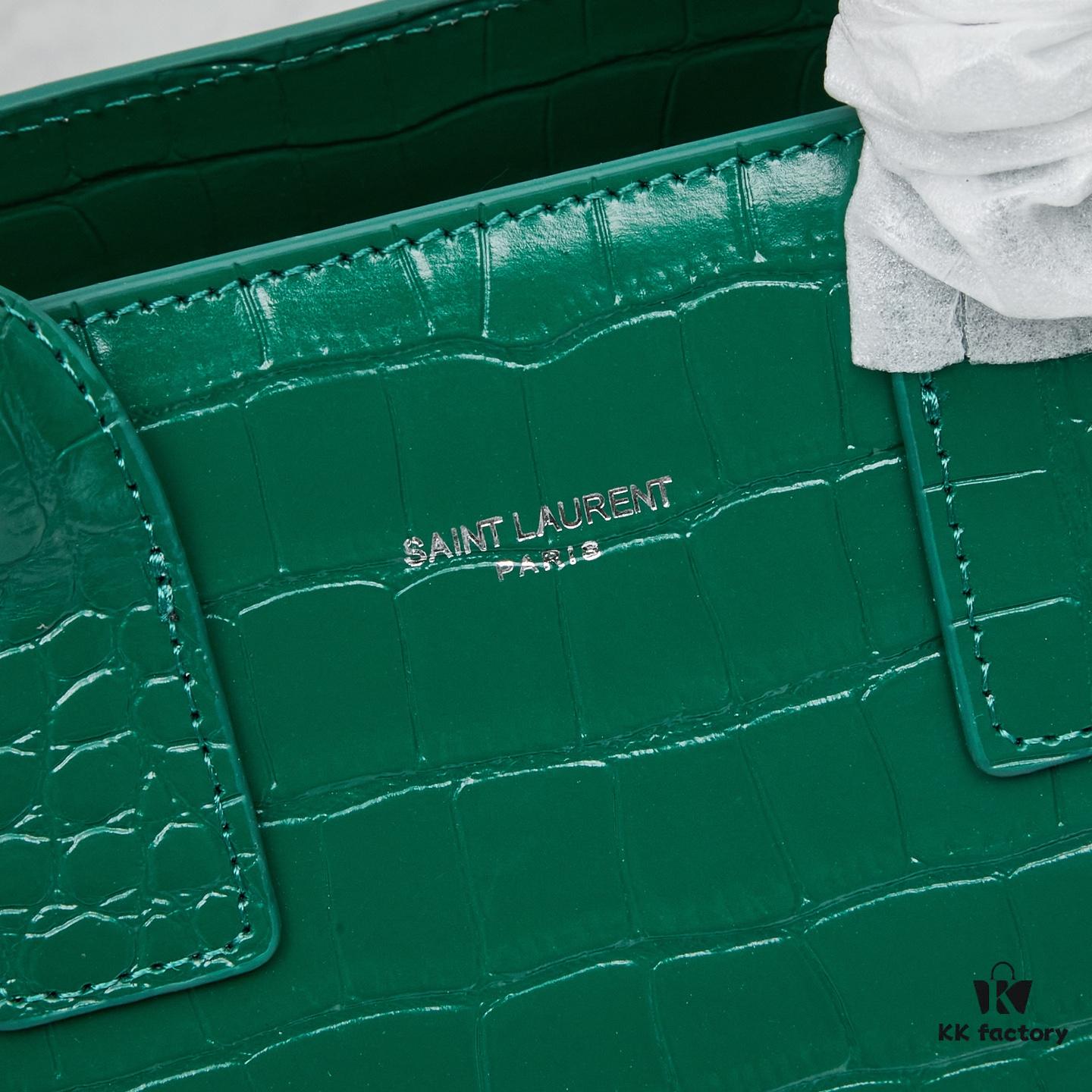 New Crocodile-Textured Bag | Rose's Popular Street Style Bag