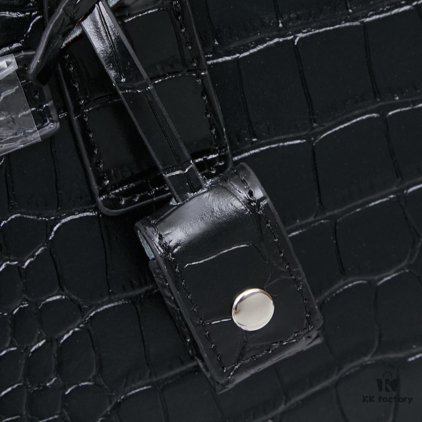 New Crocodile-Textured Kate Chain Bag – Rose's Streetwear Style, YSL-Inspired Luxury Look