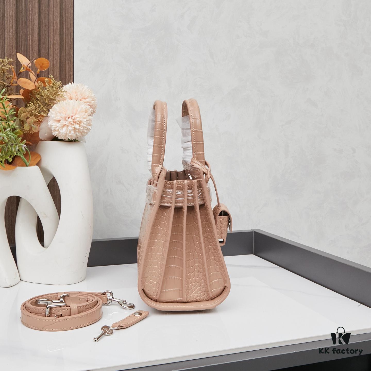 New Crocodile-Texture Rose-Inspired Street-Style Bag | YSL's Ultimate Muse