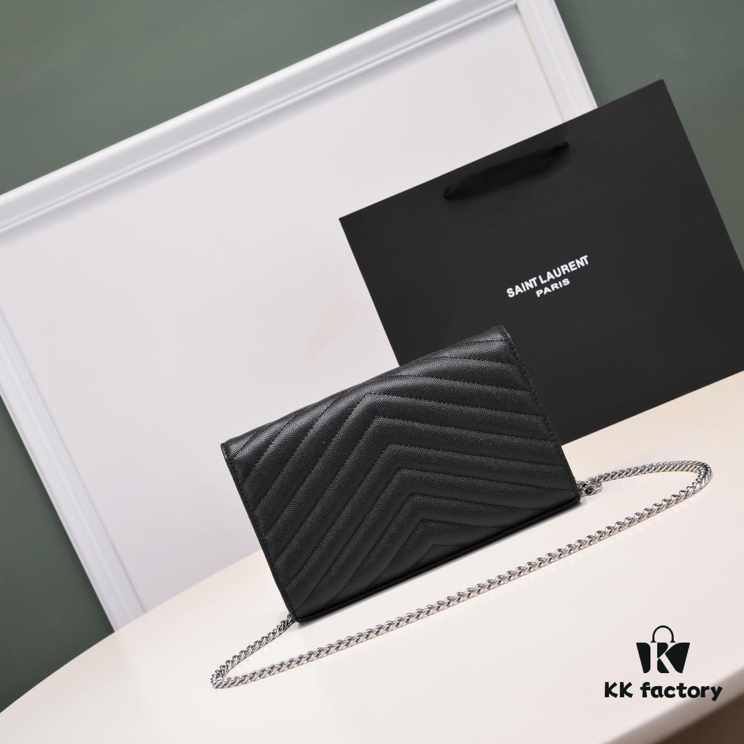 Silver Chain Ball Pattern! Classic Best-Selling SAINT LAURENT Front Flip Leather Wallet with Detachable Metal Chain, Interlocking YSL Logo, Jacquard Embossed Stitching