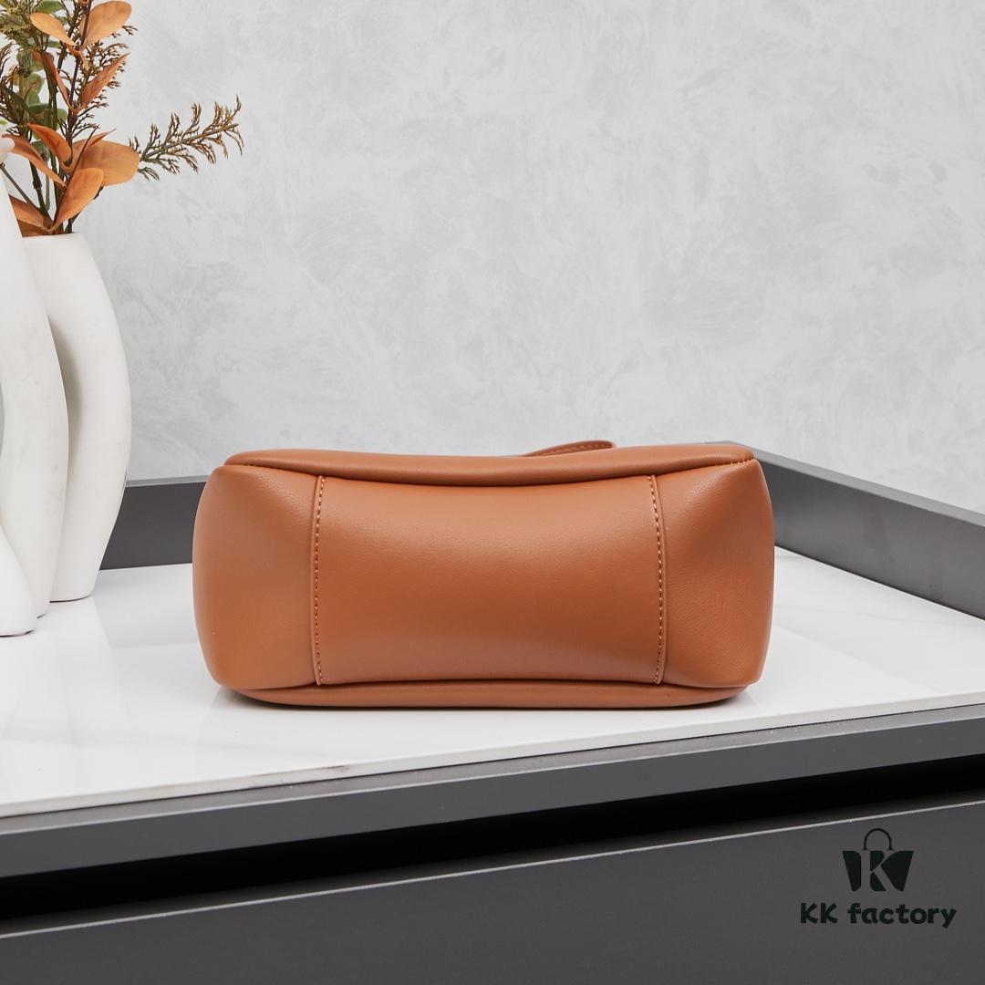 New YSL Shoulder Bag, Versatile and Stylish