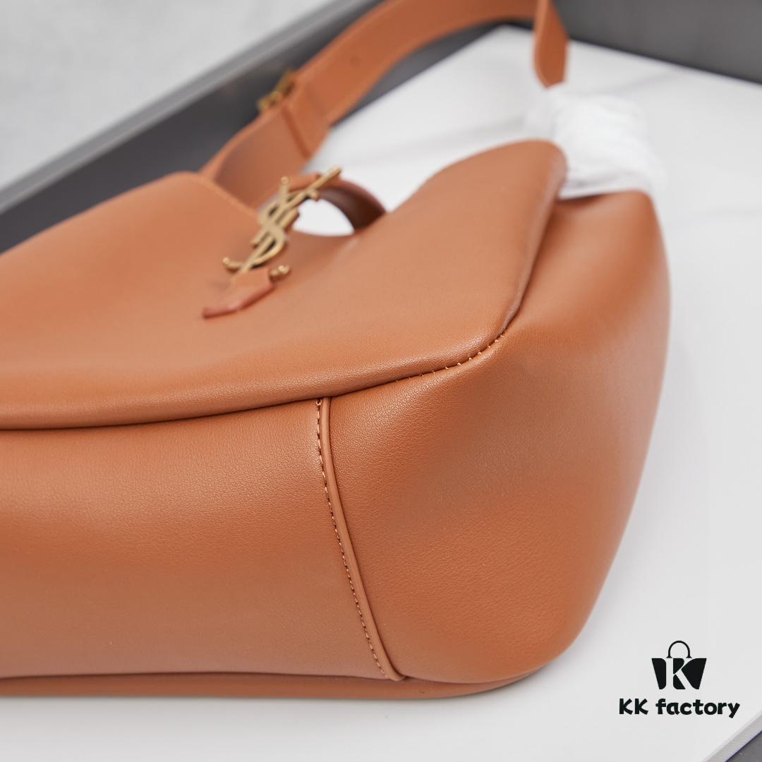 New YSL Shoulder Bag, Versatile and Stylish