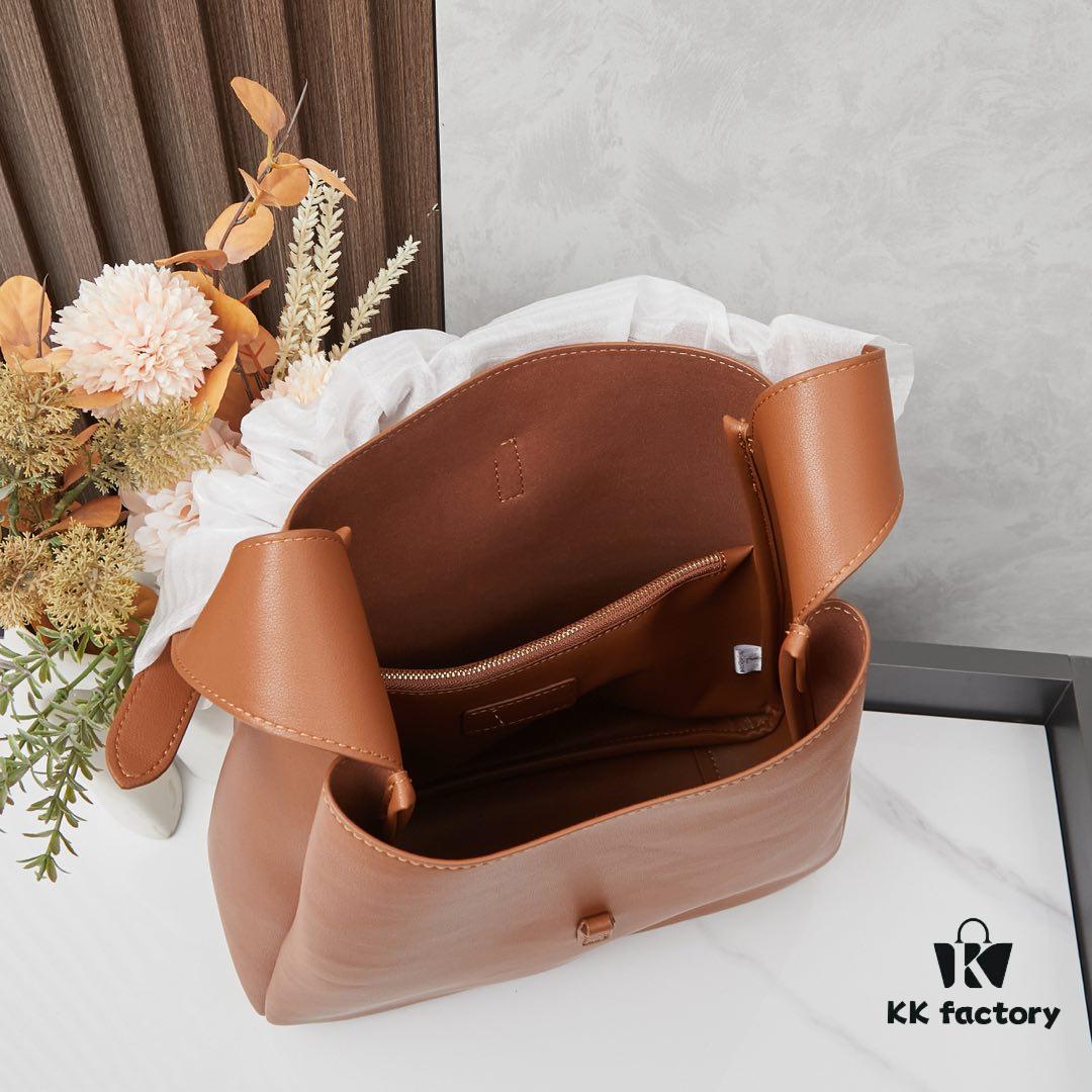 Large New YSL Underarm Bag, Soft and Stylish