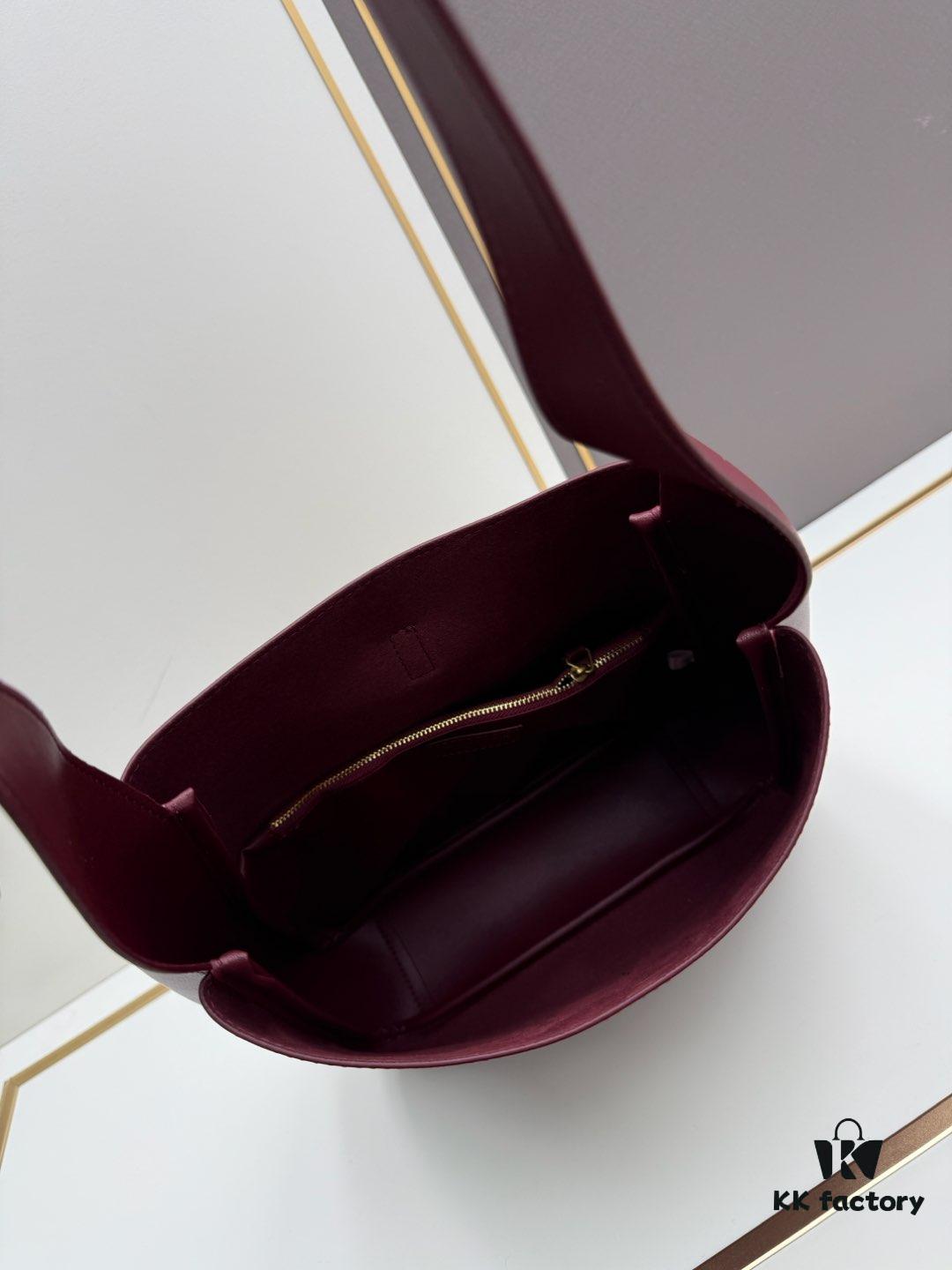 Large New YSL Underarm Bag, Versatile and Stylish