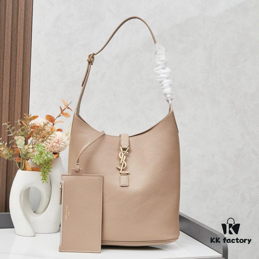 New Fashionable Large-Capacity HOBO Bucket Bag – Stylish and Modern with Unique Elegance