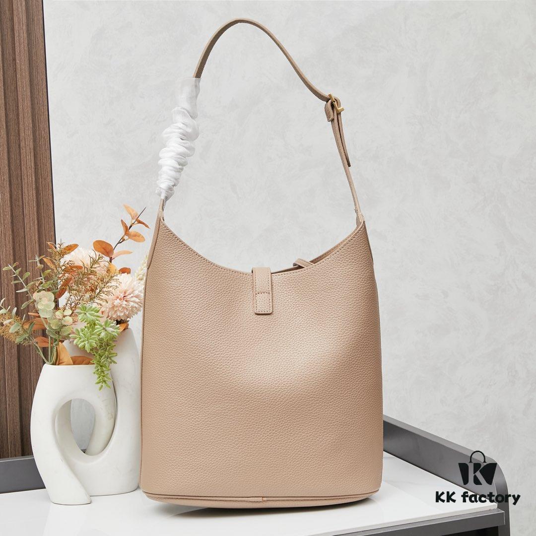 New Fashionable Large-Capacity HOBO Bucket Bag – Stylish and Modern with Unique Elegance