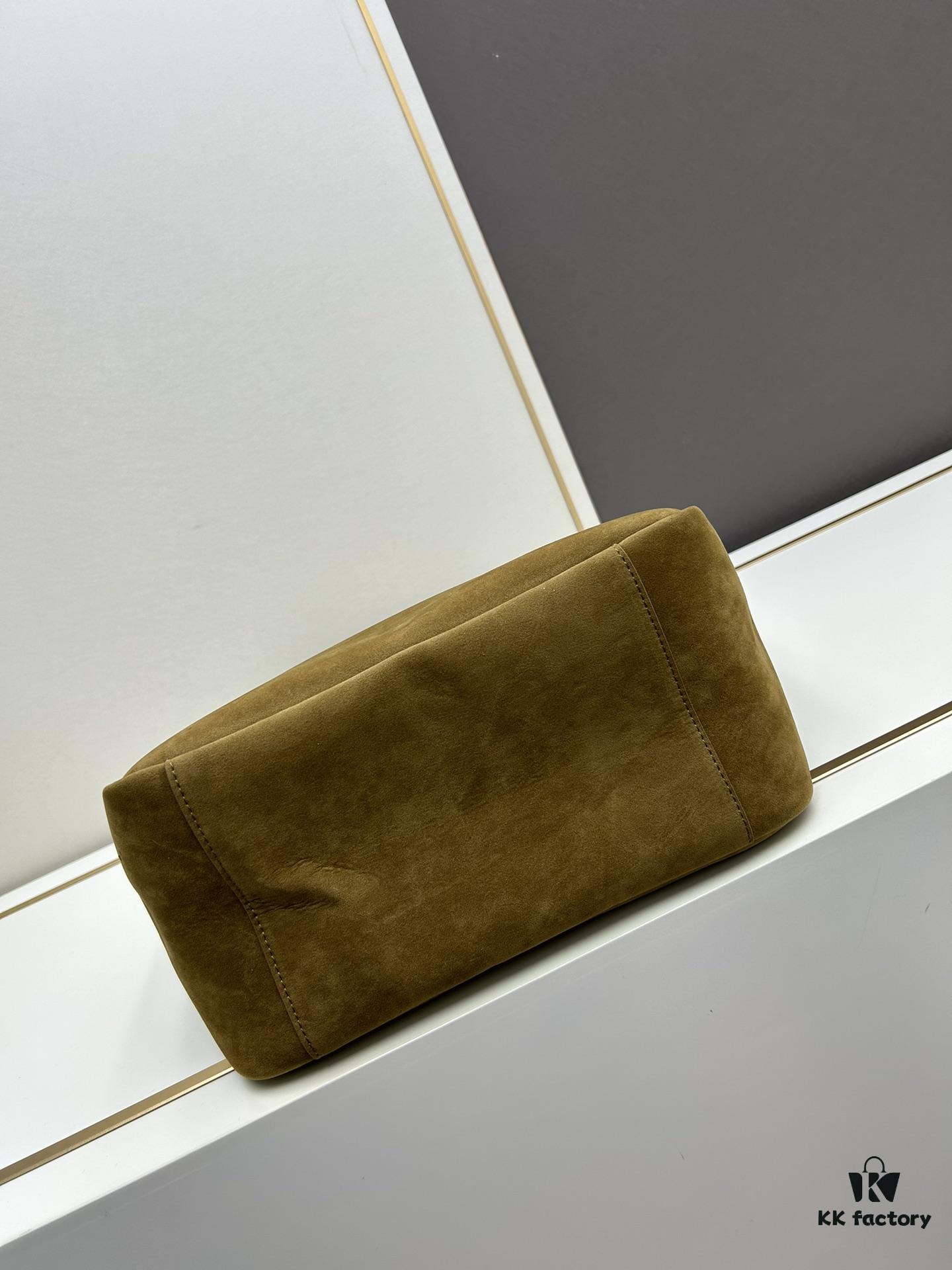 New Arrival with Box 💰 Autumn-Winter 2024 Le Bea. Suede Gold Leaf Color BEA Tote Bag