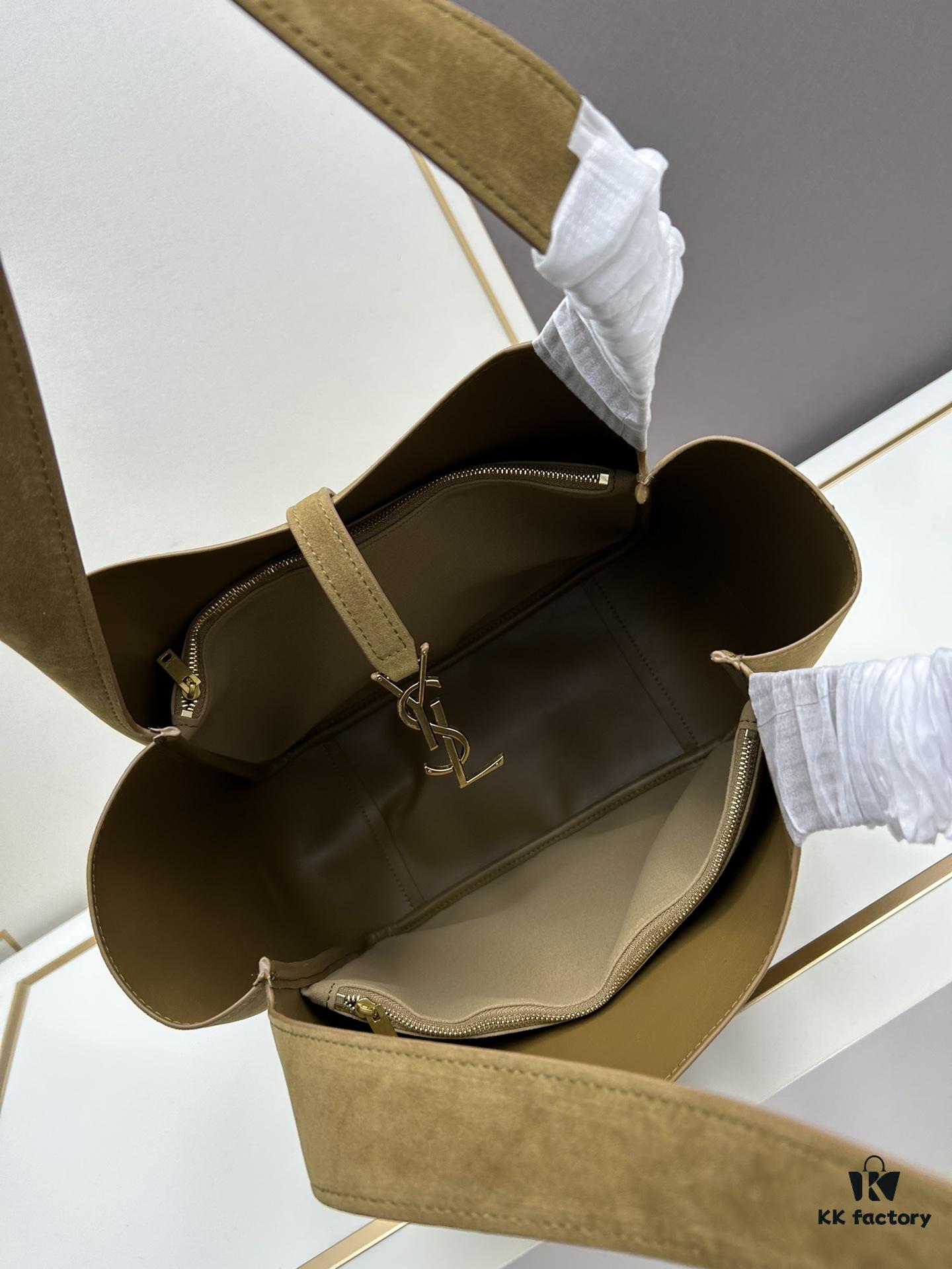 New Arrival with Box 💰 Autumn-Winter 2024 Le Bea. Suede Gold Leaf Color BEA Tote Bag