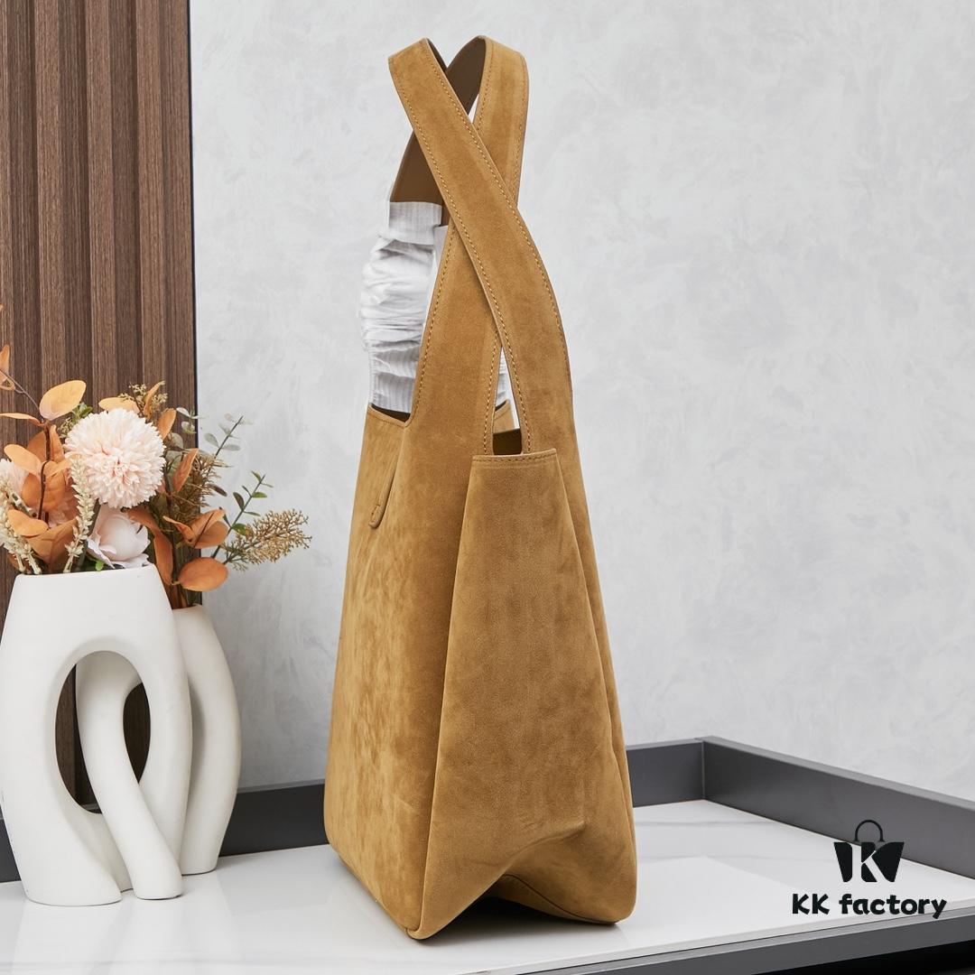 New Arrival with Box 💰 Autumn-Winter 2024 Le Bea. Suede Gold Leaf Color ||| BEA Tote Bag