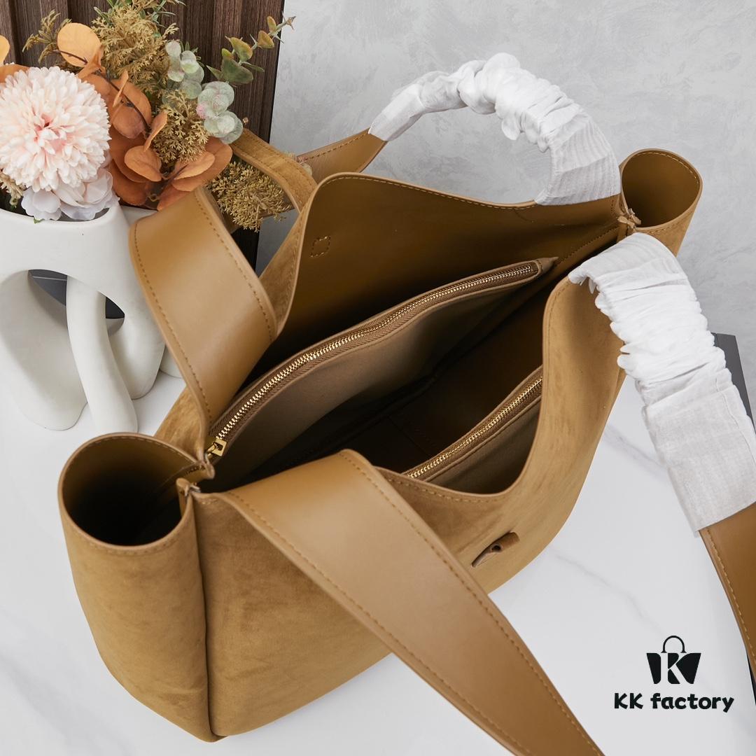 New Arrival with Box 💰 Autumn-Winter 2024 Le Bea. Suede Gold Leaf Color ||| BEA Tote Bag