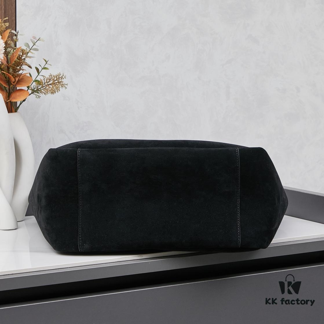 New Arrival with Box 💰 2024 Autumn/Winter Le Bea. Suede Gold Leaf Color BEA Tote Bag