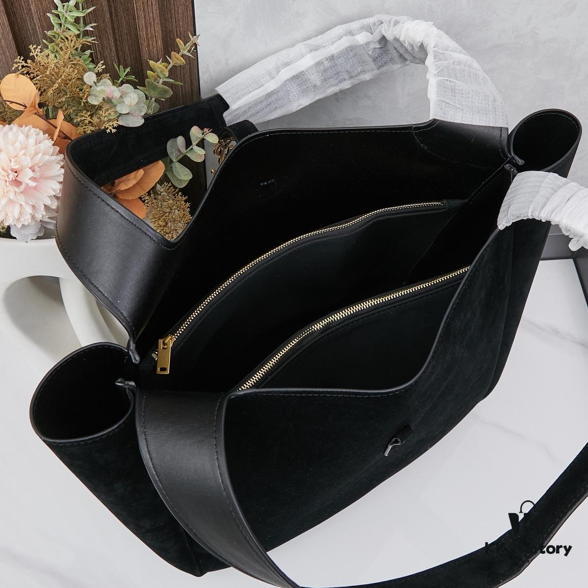 New Arrival with Box 💰 2024 Autumn/Winter Le Bea. Suede Gold Leaf Color BEA Tote Bag