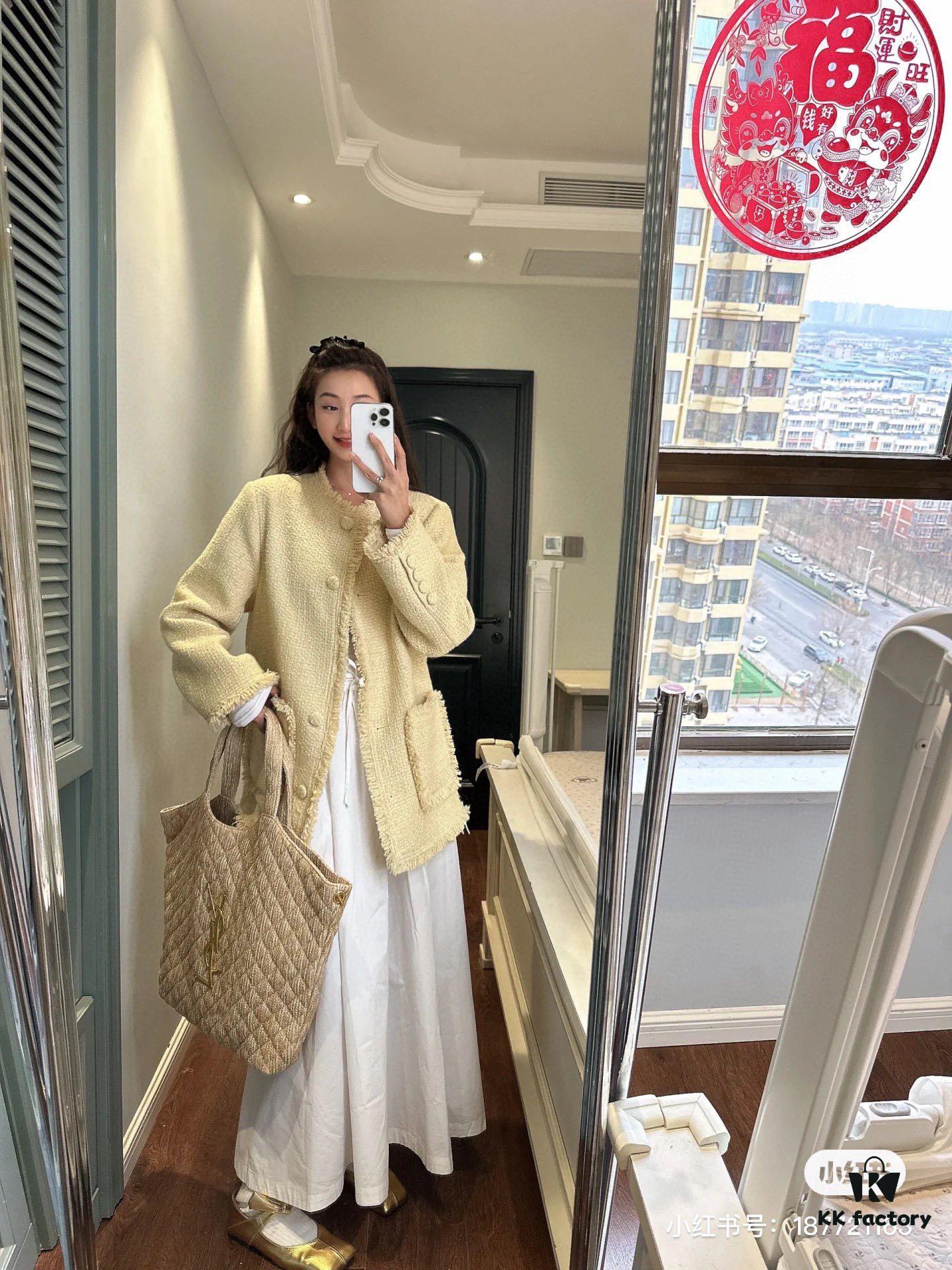 New YSL Oversized Logo Quilted Tote Bag