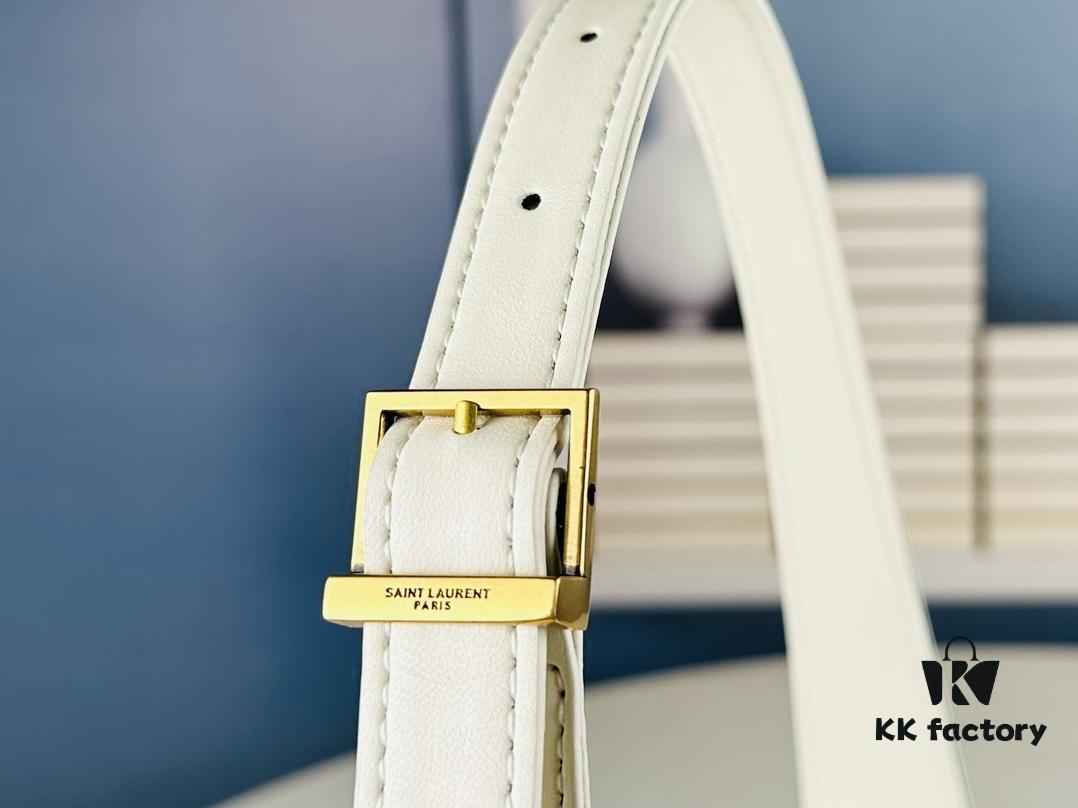 New Arrival with Box 💰 From Rosé's Back View, See How Beautiful the YSL Trapezoid Shoulder Bag Is! ||| Gold Logo + Diamond Quilted Trapezoidal Silhouette