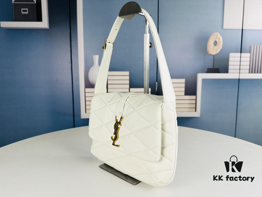 New Arrival with Box 💰 From Rosé's Back View, See How Beautiful the YSL Trapezoid Shoulder Bag Is! ||| Gold Logo + Diamond Quilted Trapezoidal Silhouette