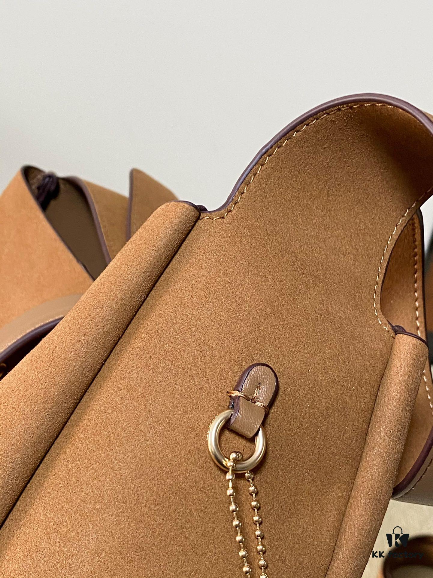 YSL Hobo Style Bag with Detachable Strap, Effortlessly Chic and Full of Sophistication