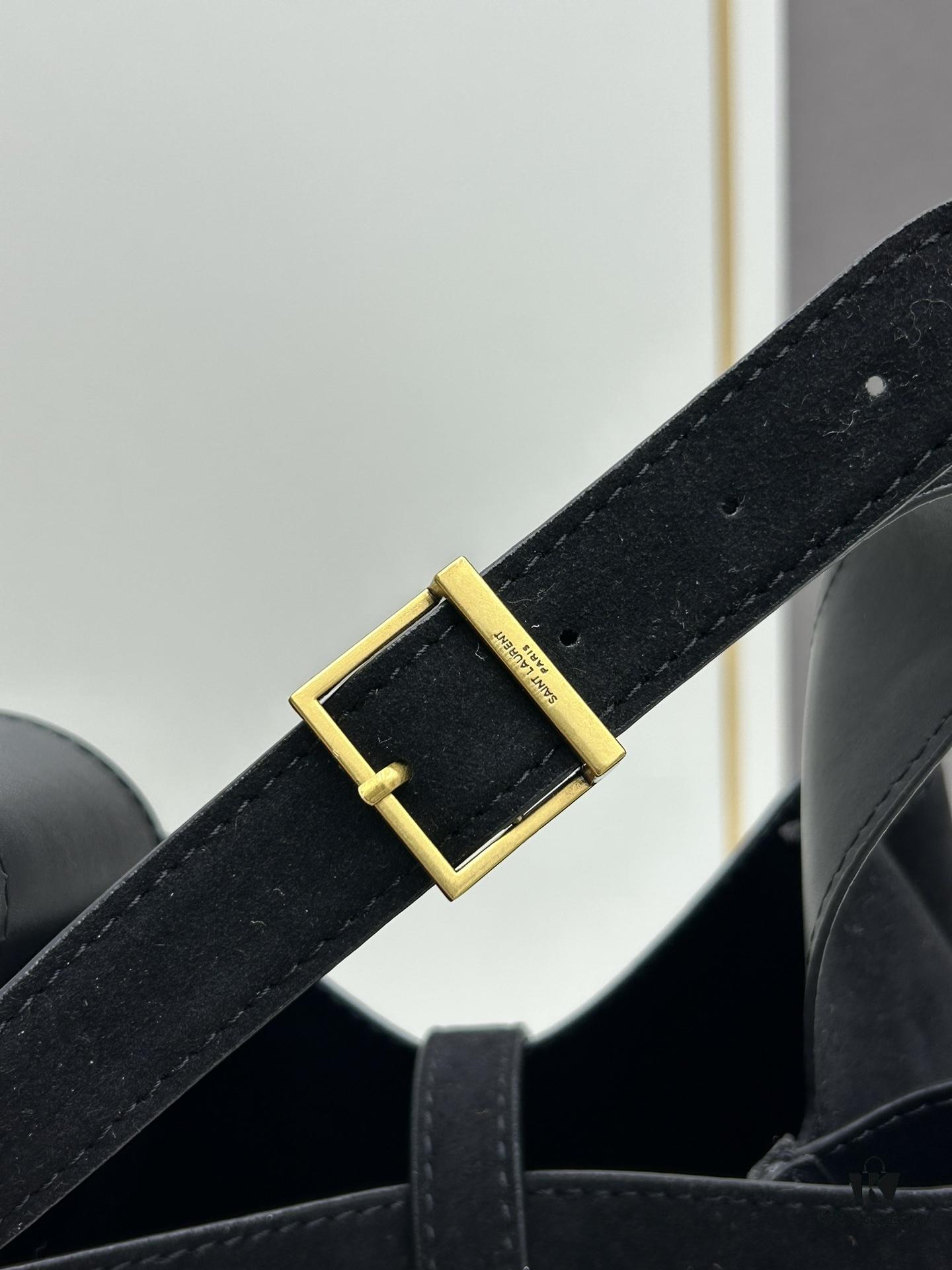 Large-sized New Arrival with Box – This Beautiful Matte Brown-Gold Oversized Bag Exudes Autumn-Winter Charm and Is Simply Irresistible!