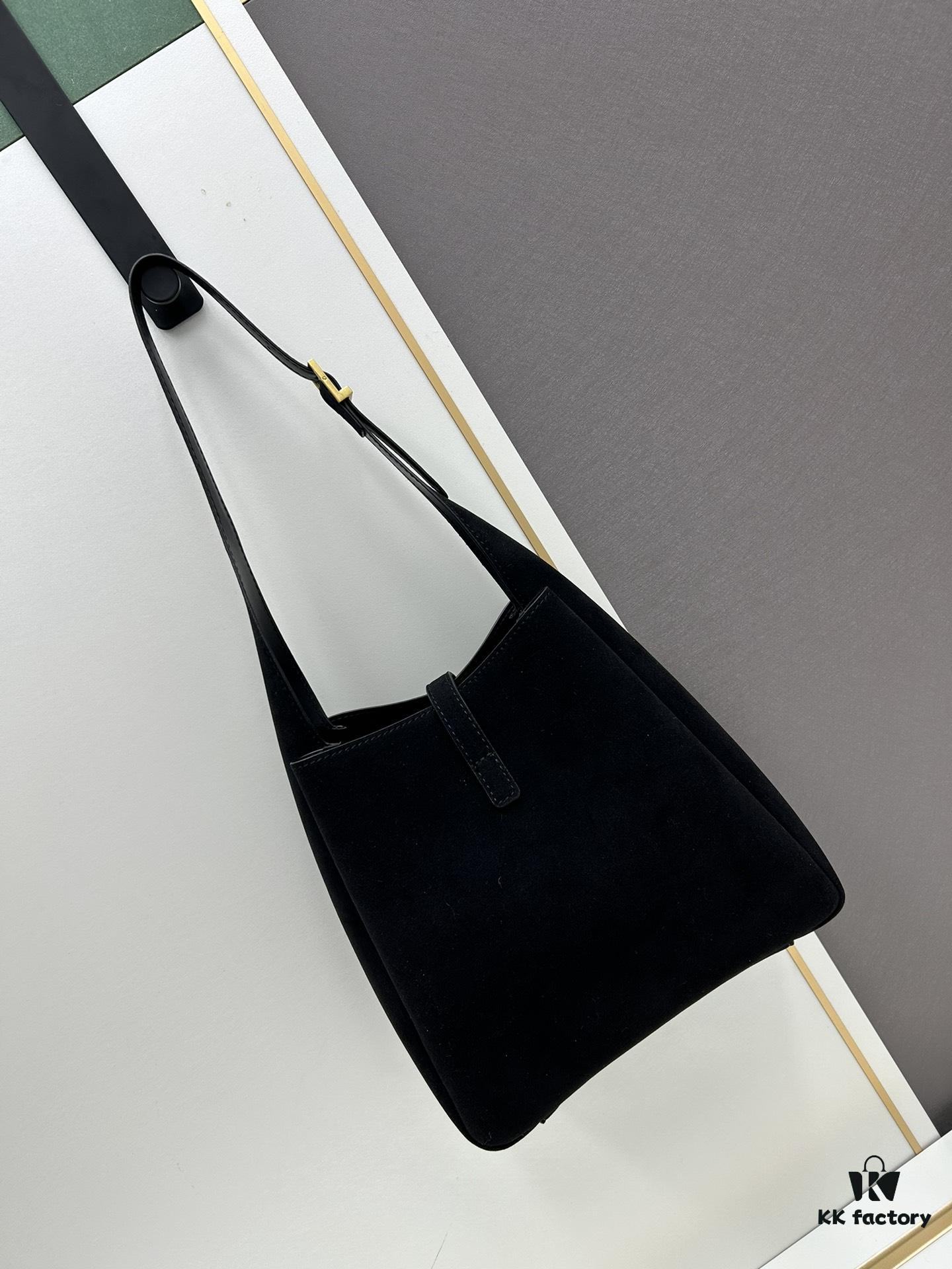 Small-sized New Arrival with Box – Exquisitely Beautiful Brown Gold Matte Shoulder Bag Perfect for Autumn and Winter