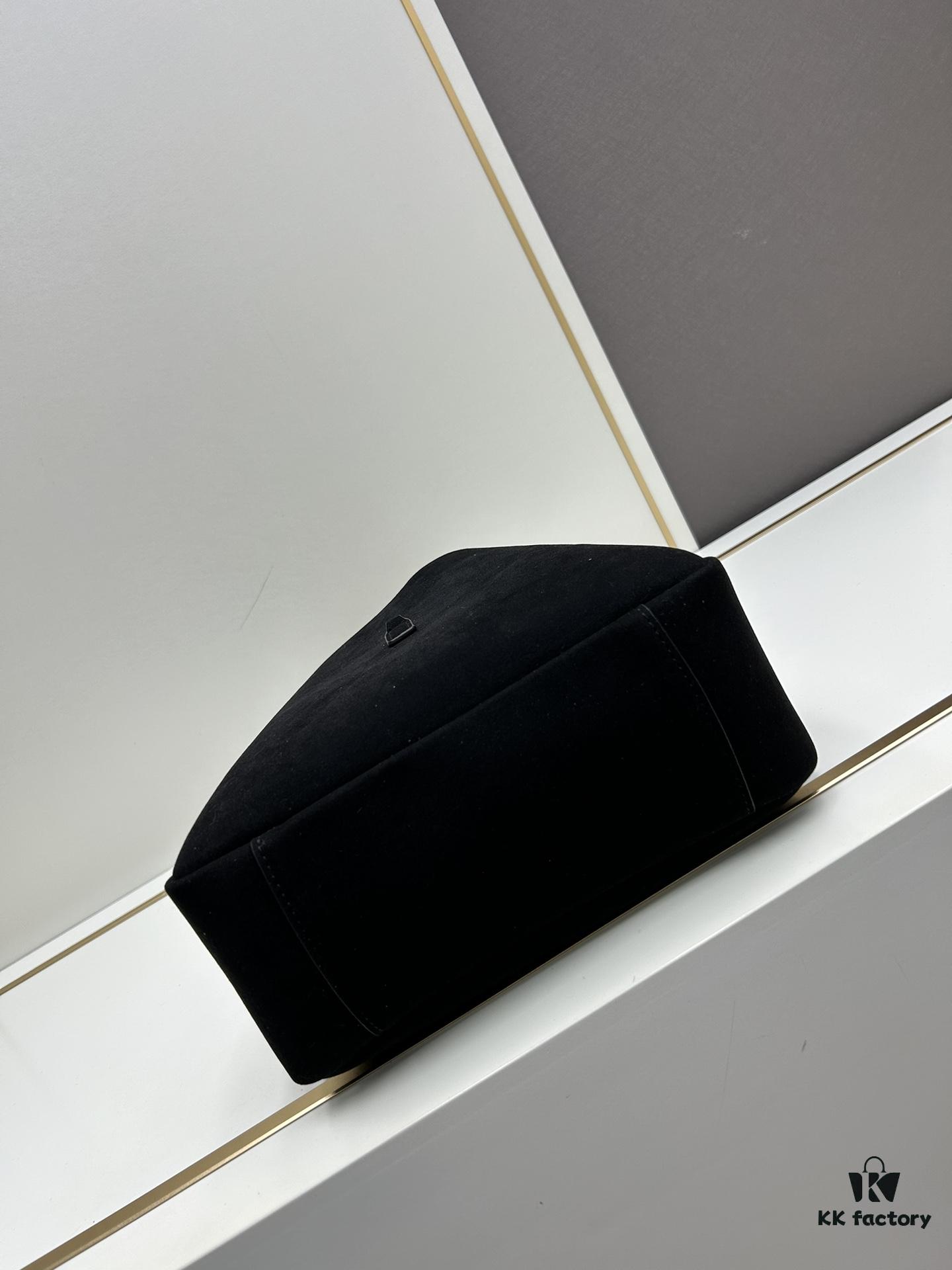 Small-sized New Arrival with Box – Exquisitely Beautiful Brown Gold Matte Shoulder Bag Perfect for Autumn and Winter