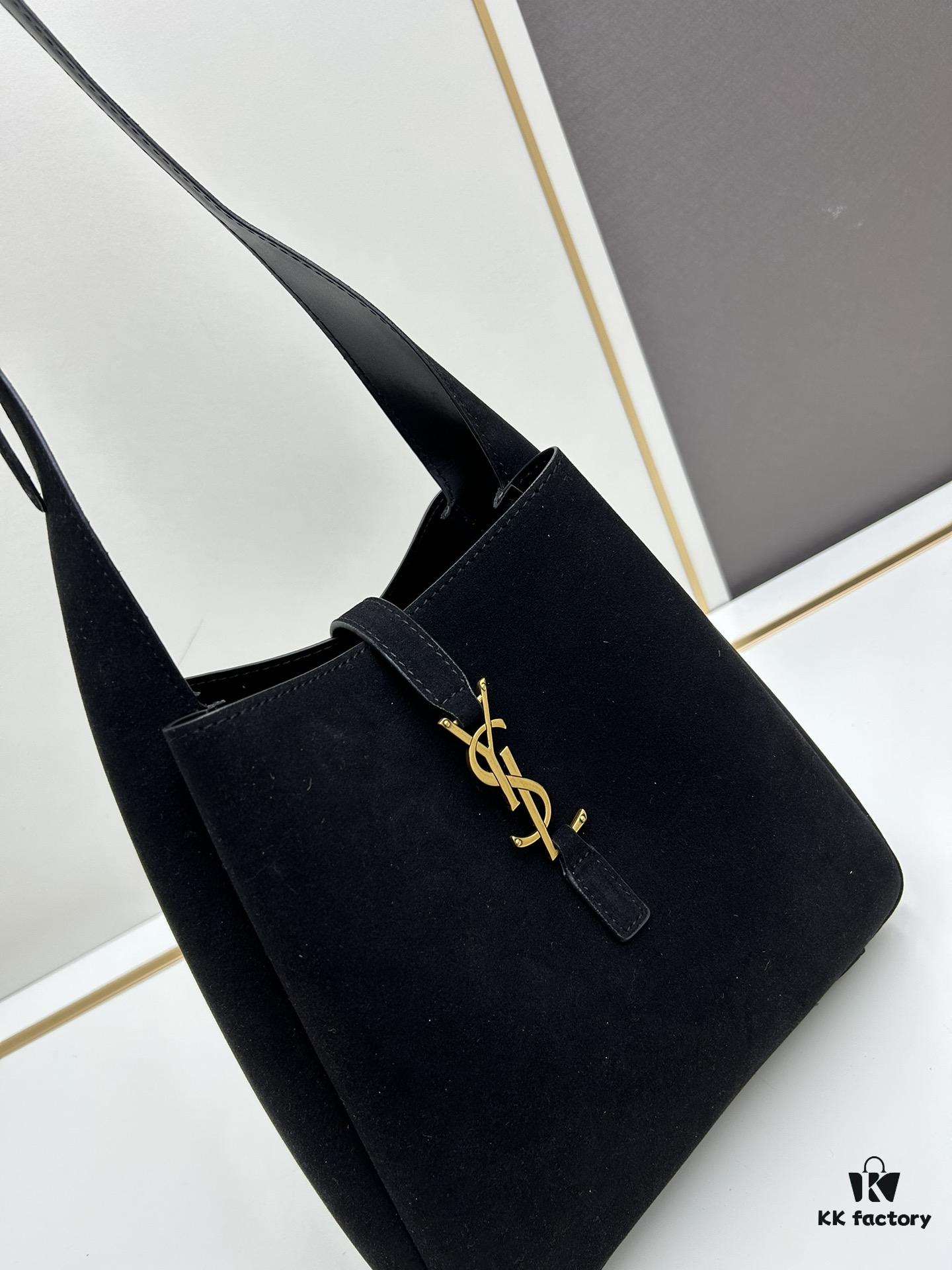 Small-sized New Arrival with Box – Exquisitely Beautiful Brown Gold Matte Shoulder Bag Perfect for Autumn and Winter