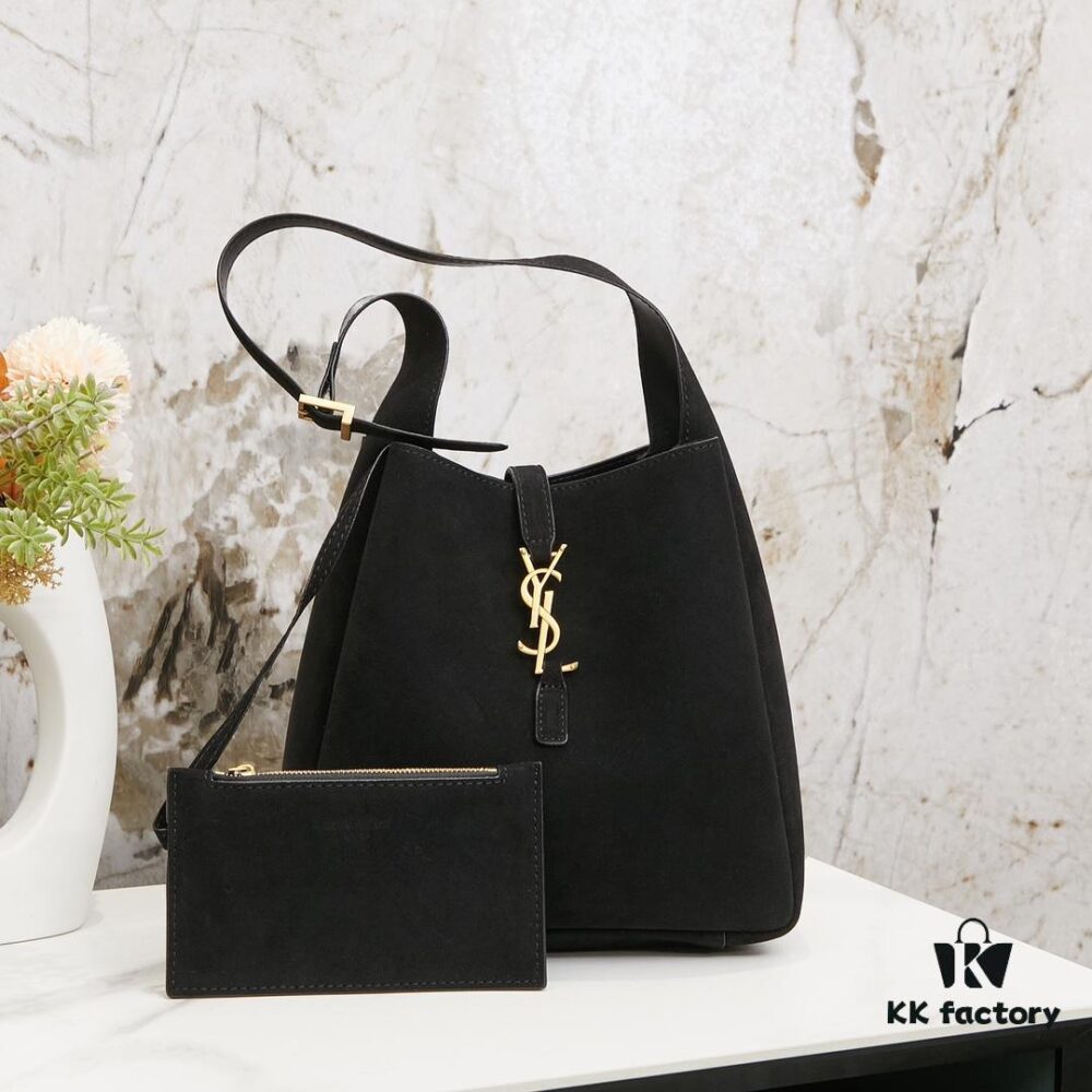 Small-sized New Arrival with Box – Exquisitely Beautiful Brown and Gold Matte Large Bag Perfect for Autumn and Winter