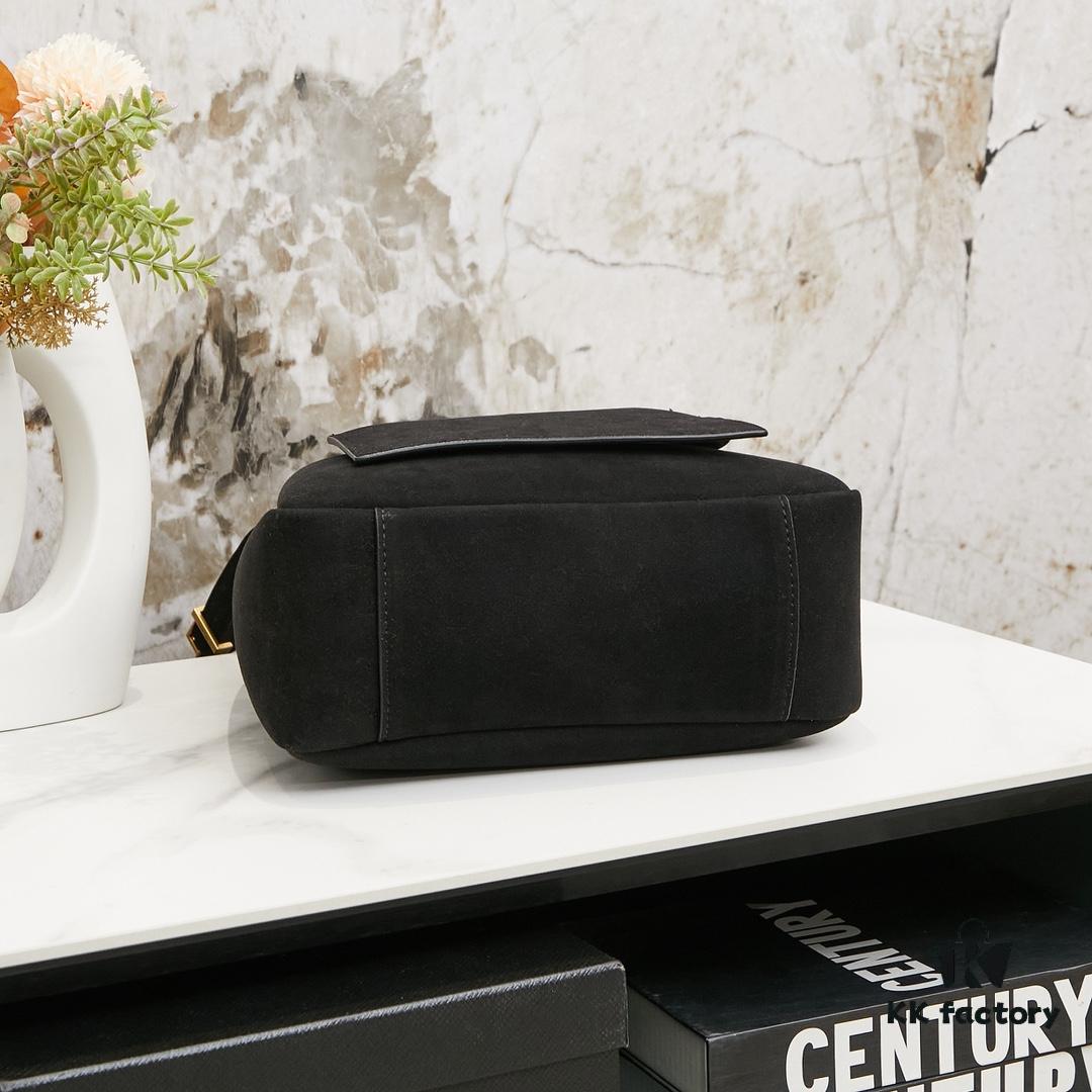 Small-sized New Arrival with Box – Exquisitely Beautiful Brown and Gold Matte Large Bag Perfect for Autumn and Winter