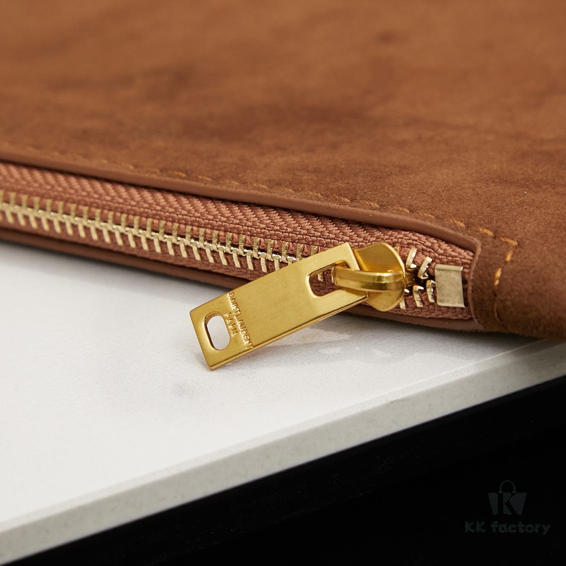 Large-sized New Arrival with Box – A Beautiful Brown-Gold Matte Bag Perfect for Autumn and Winter