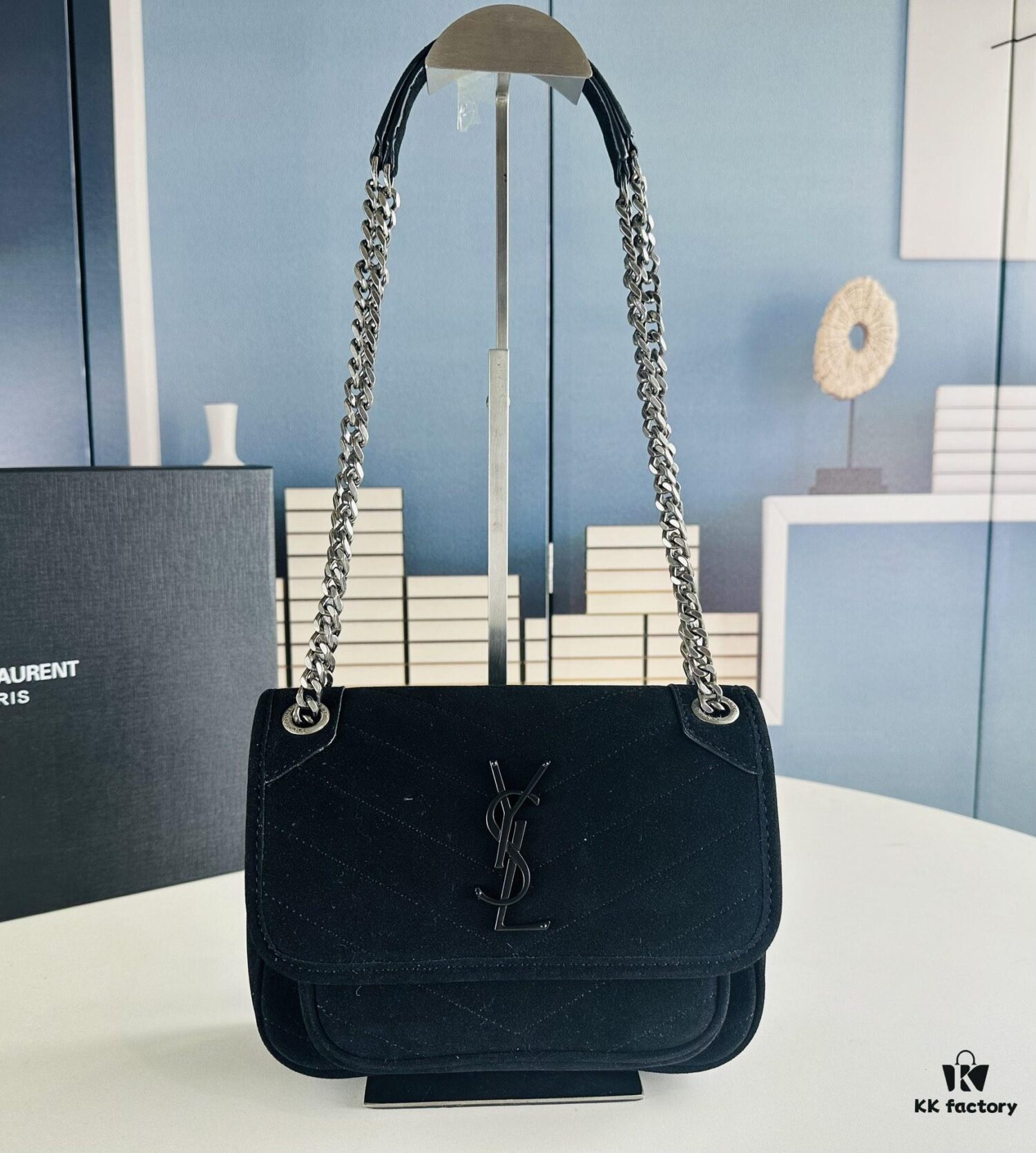 New Large Size with Box 💰YSL ||| Saint Laurent Suede Niki Messenger Bag