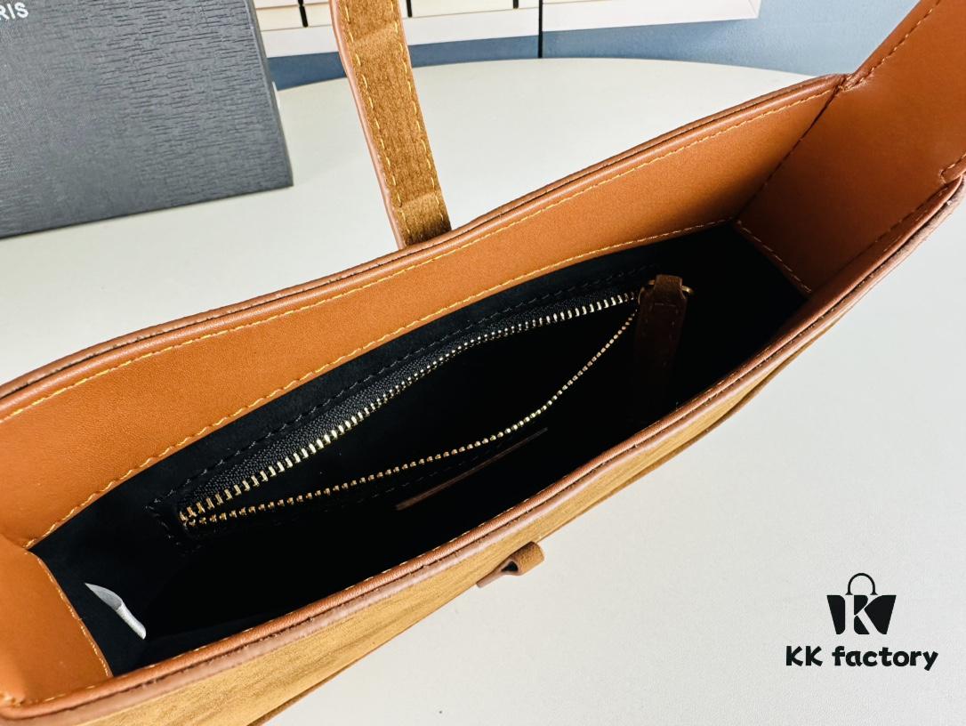 New Arrival with Box 💰 No Wonder It's YSL, Once Worn You Won't Want to Take It Off