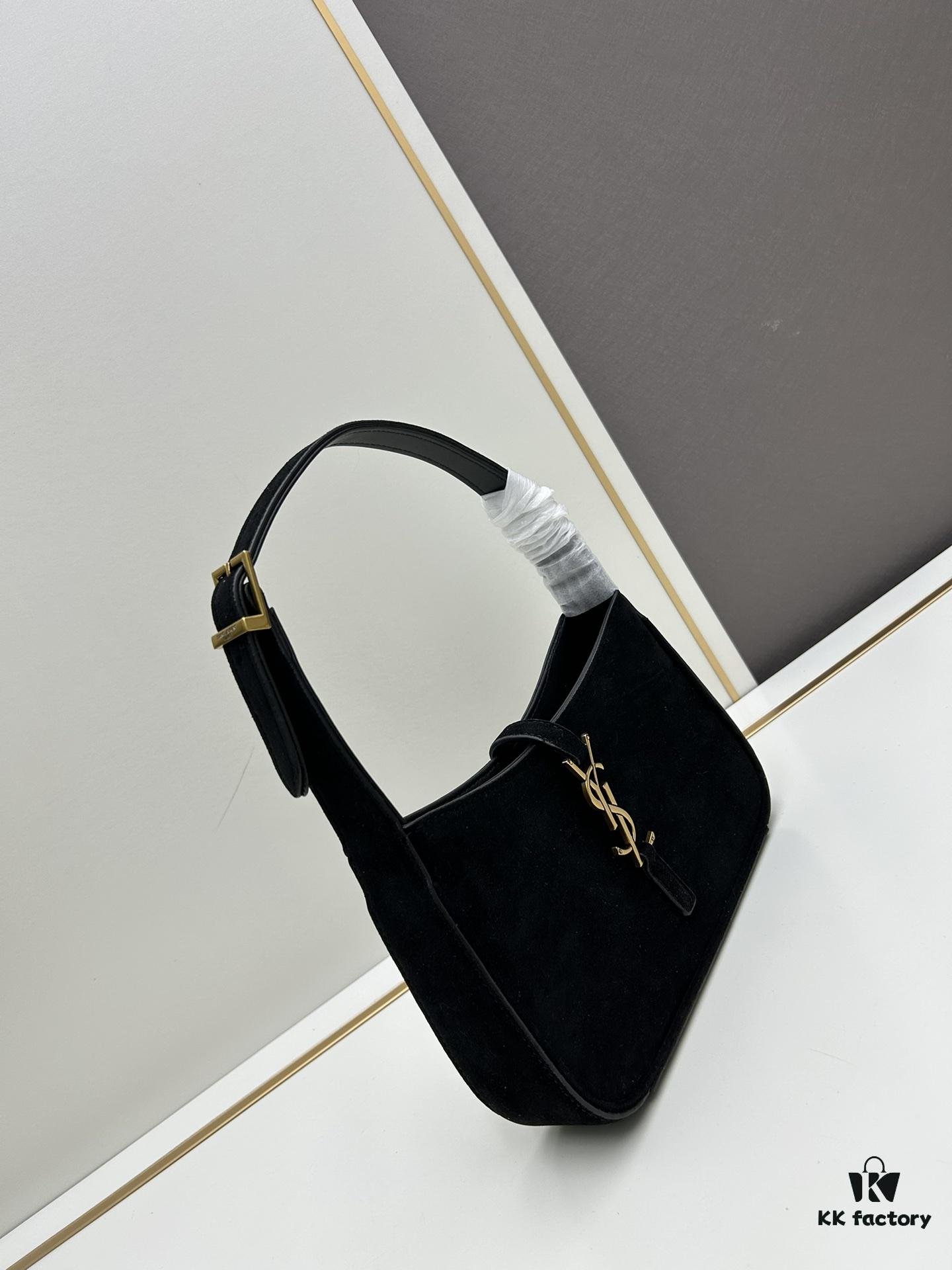 New Arrival with Box 💰 No Wonder It's YSL, Once Worn, Never Want to Take It Off