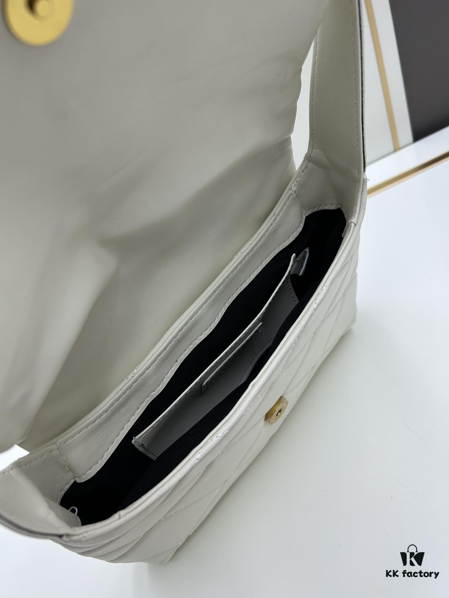 New Arrival with Box 💰 From Rosé's Back View, See How Beautiful the YSL Trapezoid Shoulder Bag Is! ||| Gold Logo + Diamond Quilting Trapezoidal Silhouette