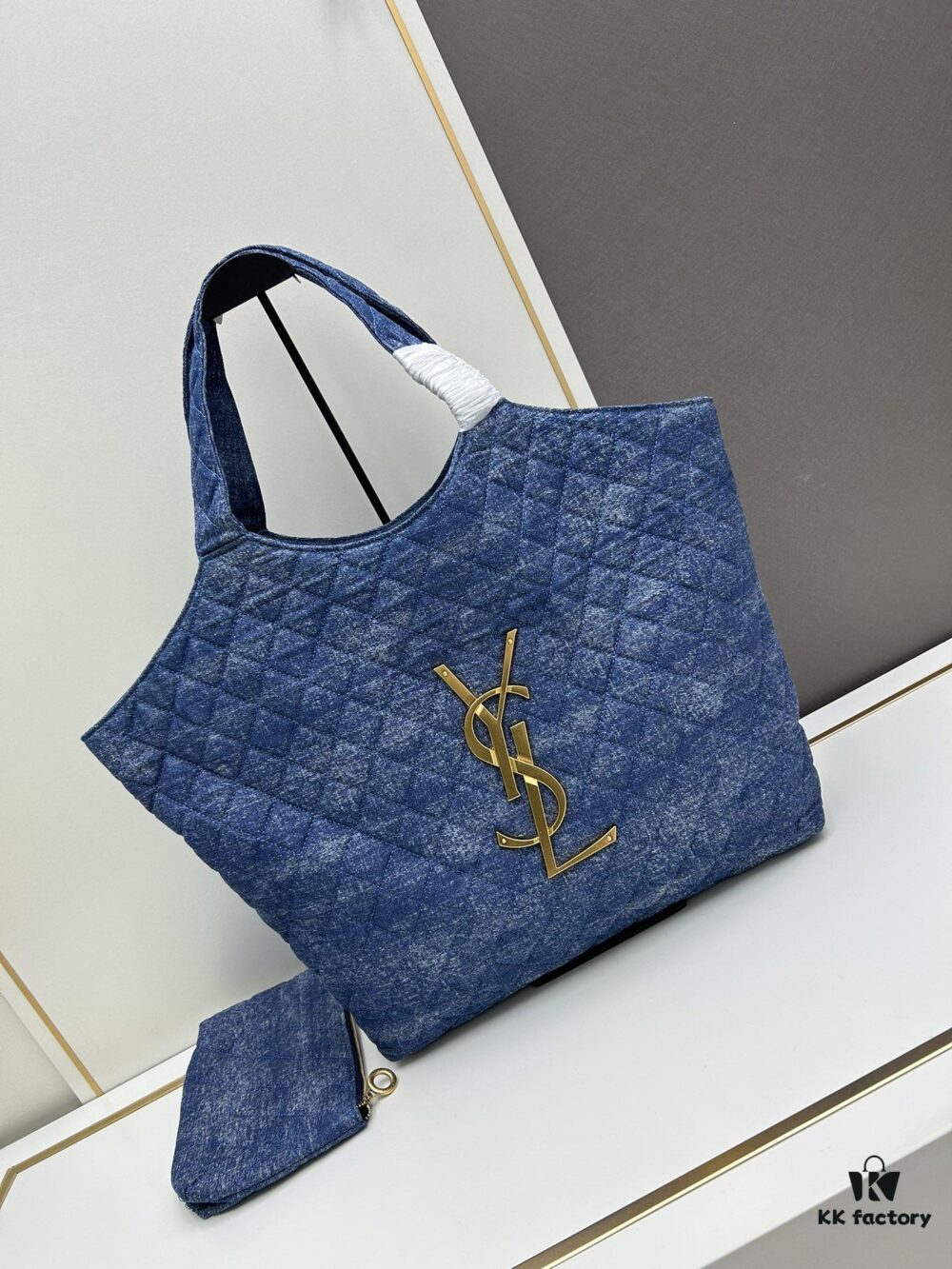 New Arrival YSL Shopping Bag is Amazing! Beautiful Blue Denim with Huge Capacity and Latest Trend