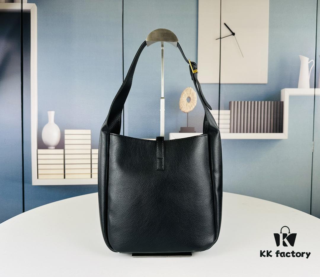 New Arrival Those Years Following Rosé's Hobo Bag ||| If Jamie is Rosé's princess, Icare is the queen of Rosé's large bags 🫅