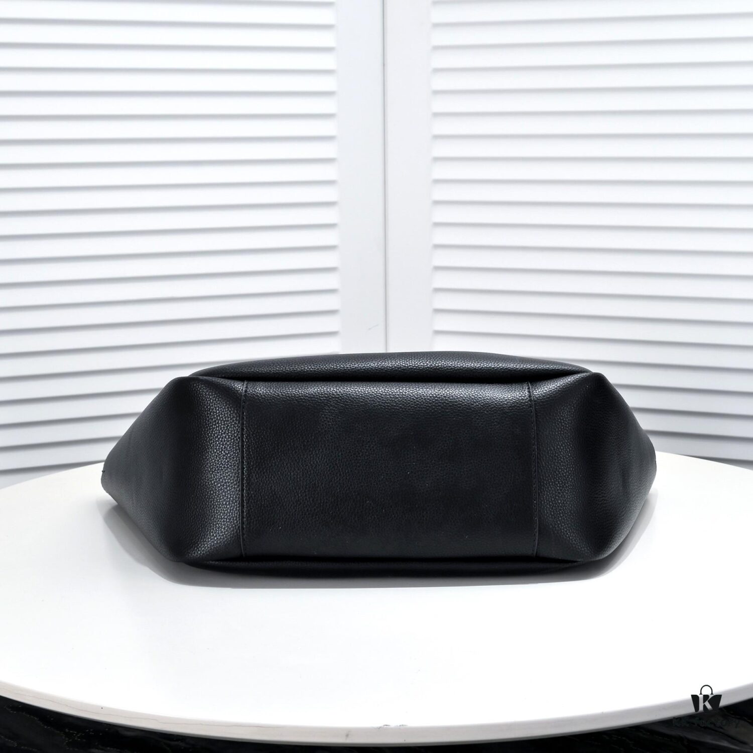 YSL Latest Bea Tote Bag Autumn Winter Bestseller