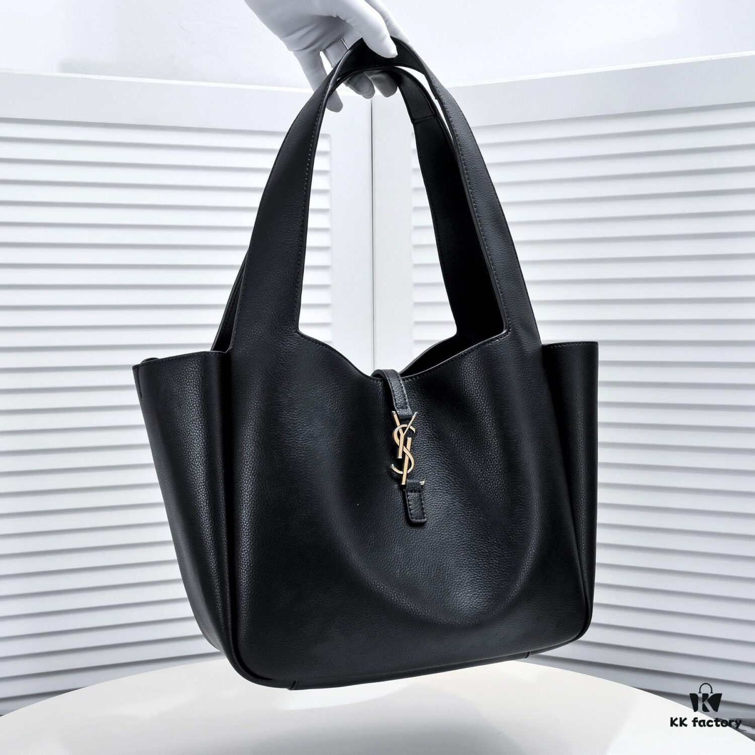YSL Latest Bea Tote Bag Autumn Winter Bestseller