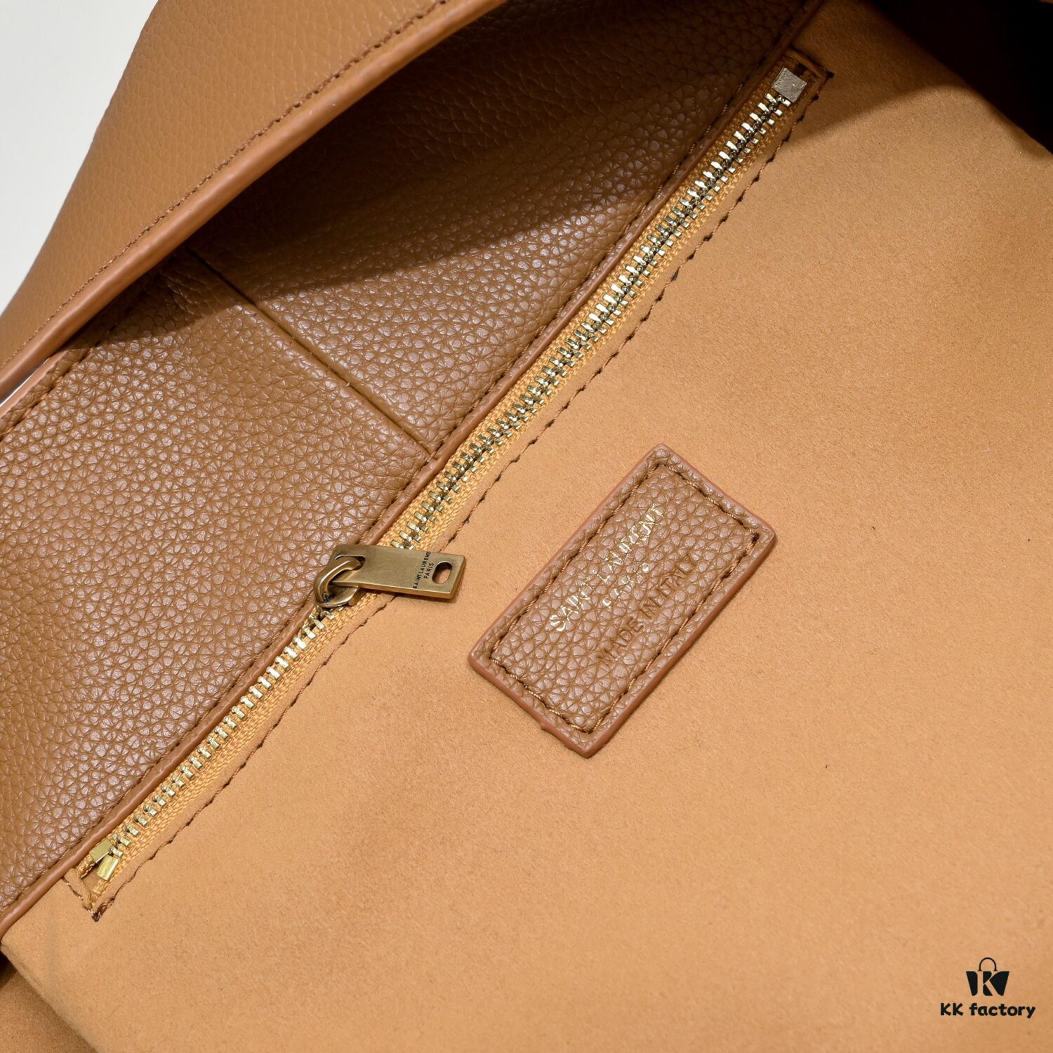 YSL Latest Bea Tote Bag - Autumn/Winter Bestseller