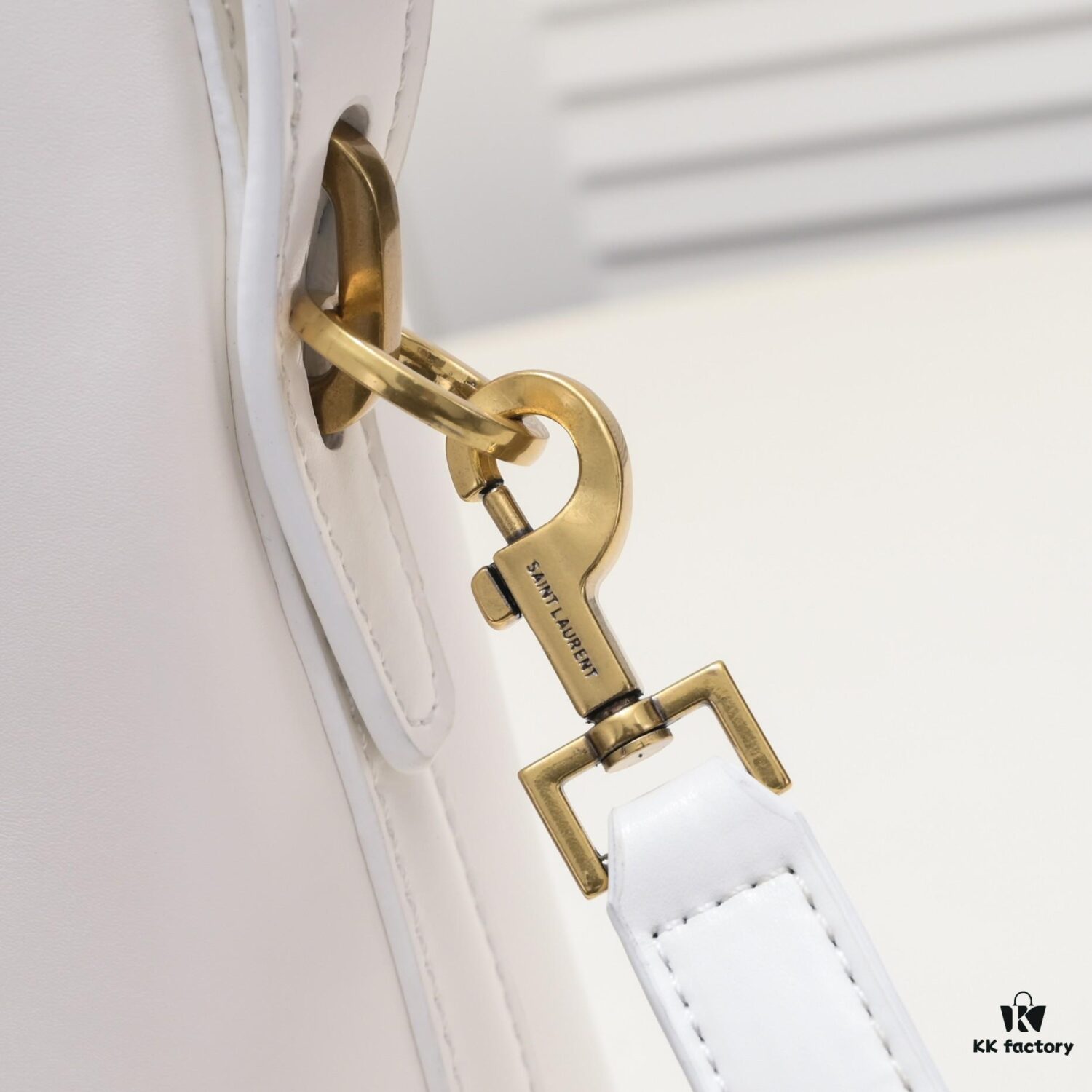 YSL Saint Laurent Shopping Bag, Newly Designed with Matte Suede-Calf Texture, Stylish and Essential for Fashion-Forward Women