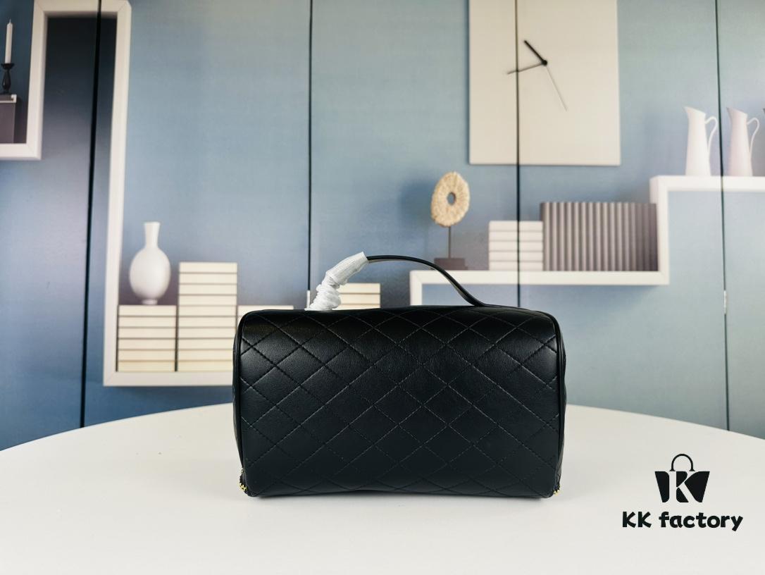 New Arrival Box Set: A Large Capacity Makeup Bag, Super Practical and Adorable — YSL's Latest Comeback