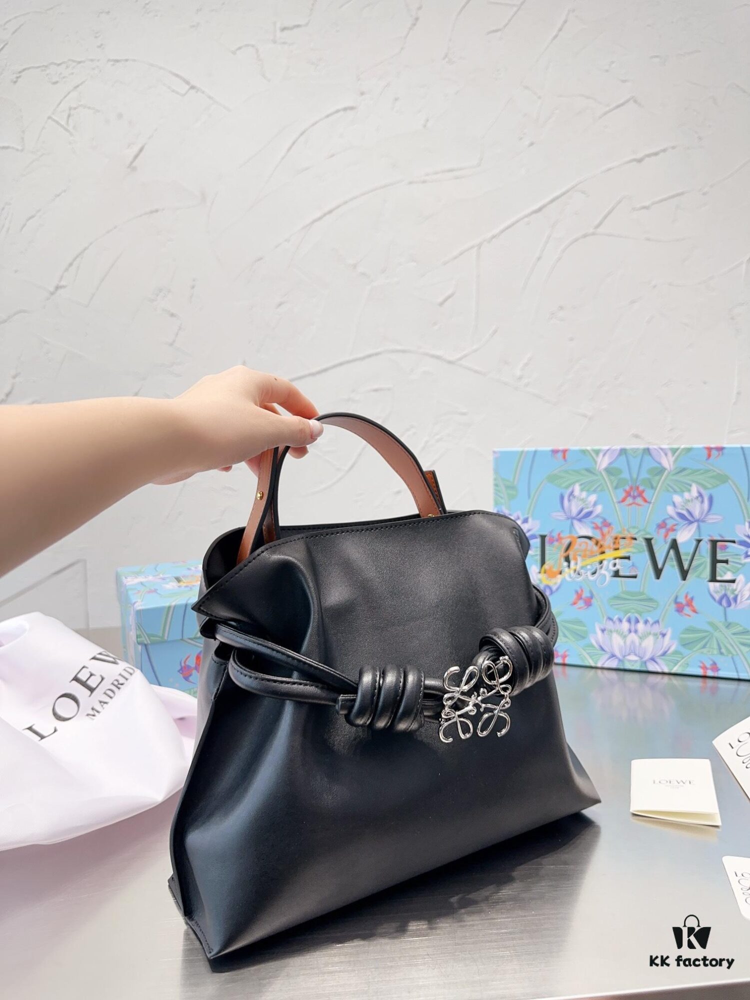 Loewe LOEWE Women's Bucket Bag Shoulder Crossbody Bag