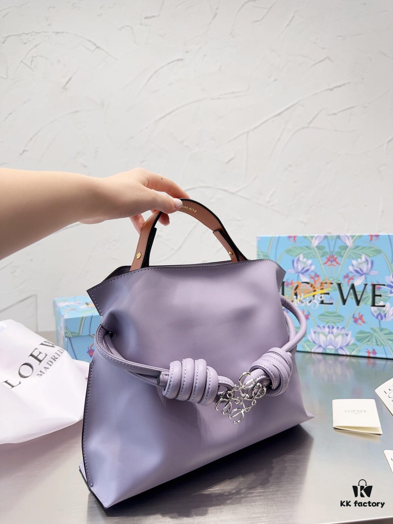 Loewe LOEWE Women's Bucket Bag Shoulder Crossbody Bag