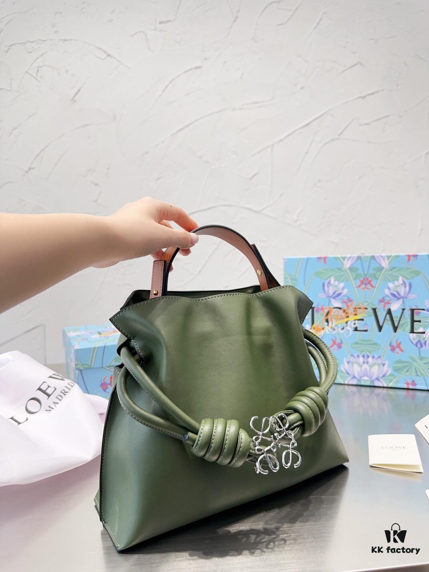 Loewe LOEWE Women's Bucket Bag Shoulder Crossbody Bag