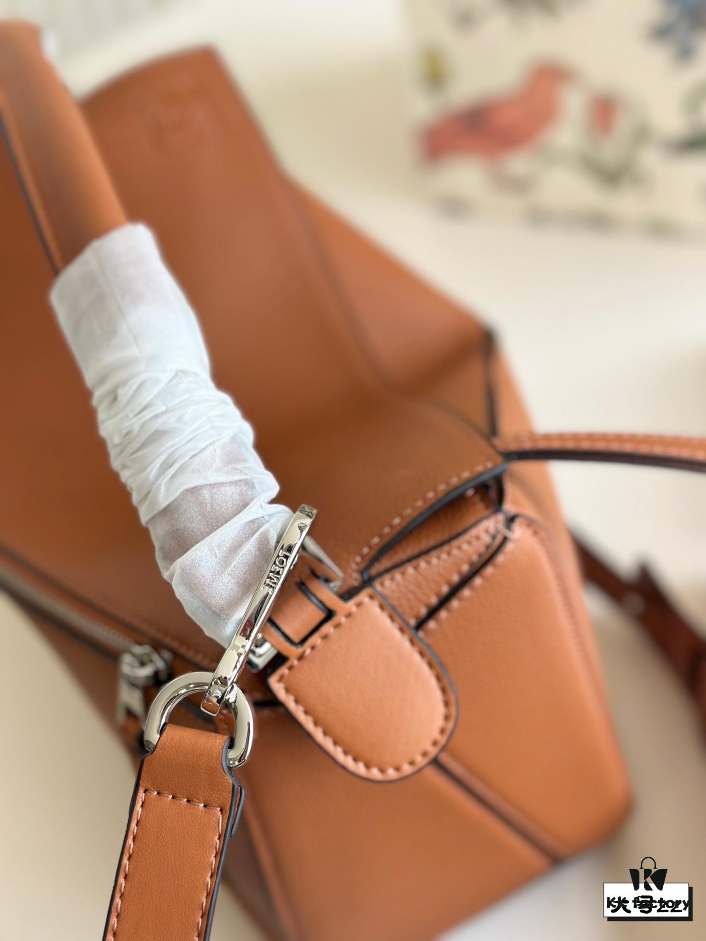 Loewe Puzzle Mini Bag in Box