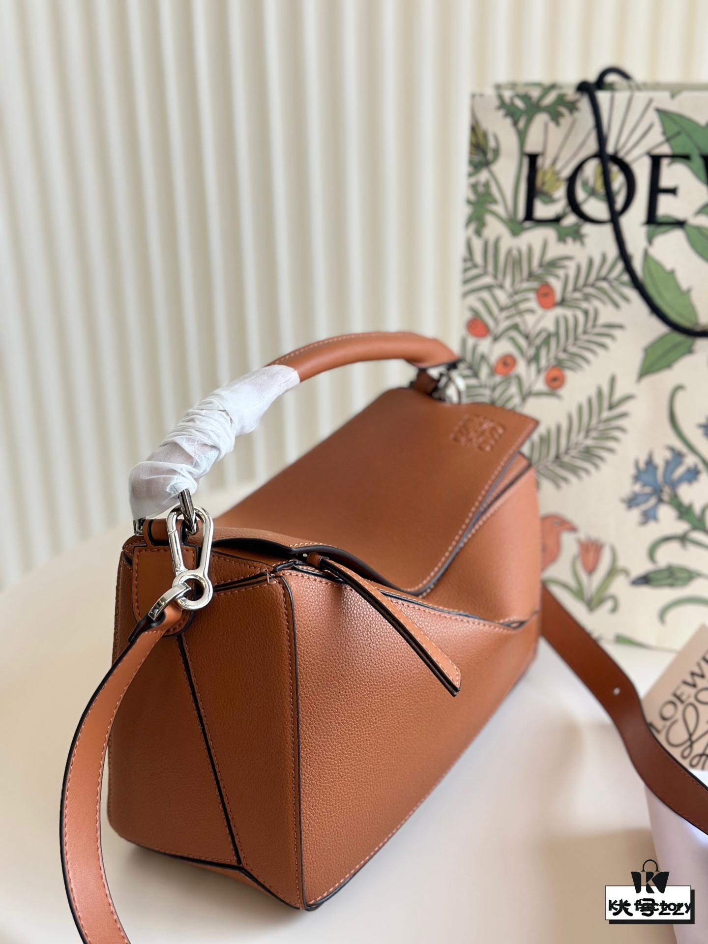 Loewe Puzzle Mini Bag in Box