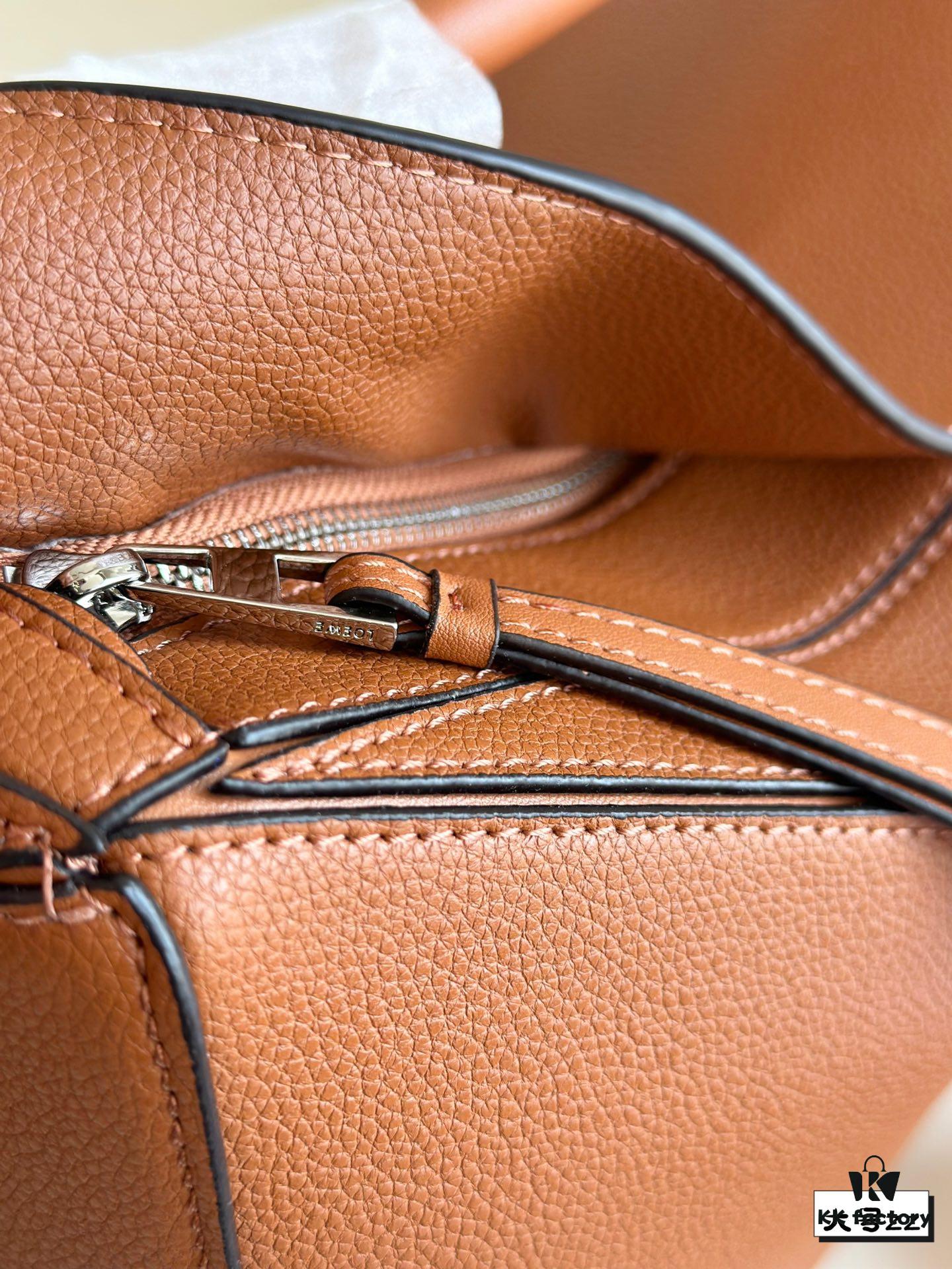 Loewe Puzzle Mini Bag in Box