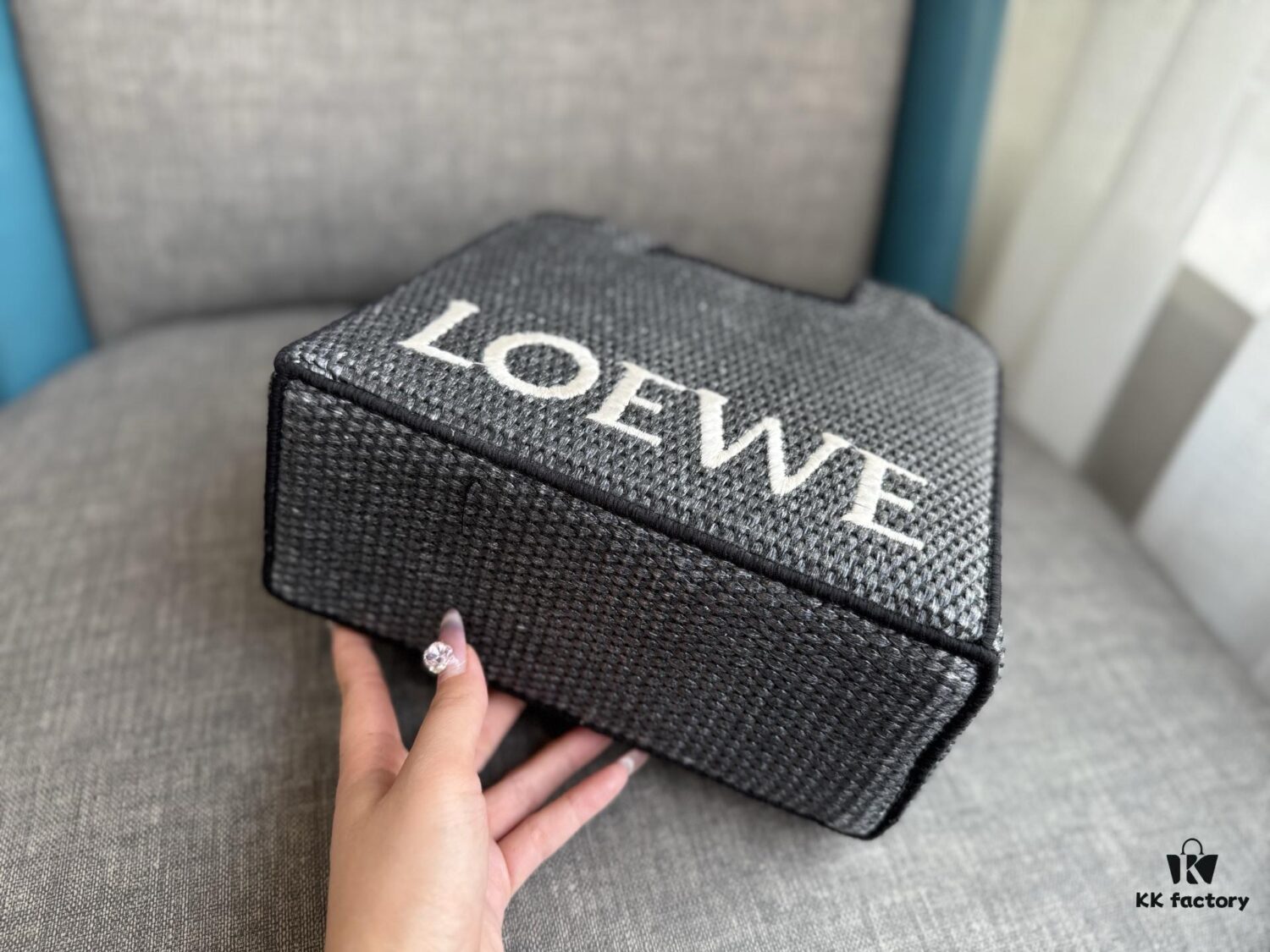 Loewe Anagram Basket Embroidered Logo Rattan Woven Shopping Tote Beach Bag Summer New Arrival Basket Bag Woven Leather-Trimmed Tote for Beach and Vacation