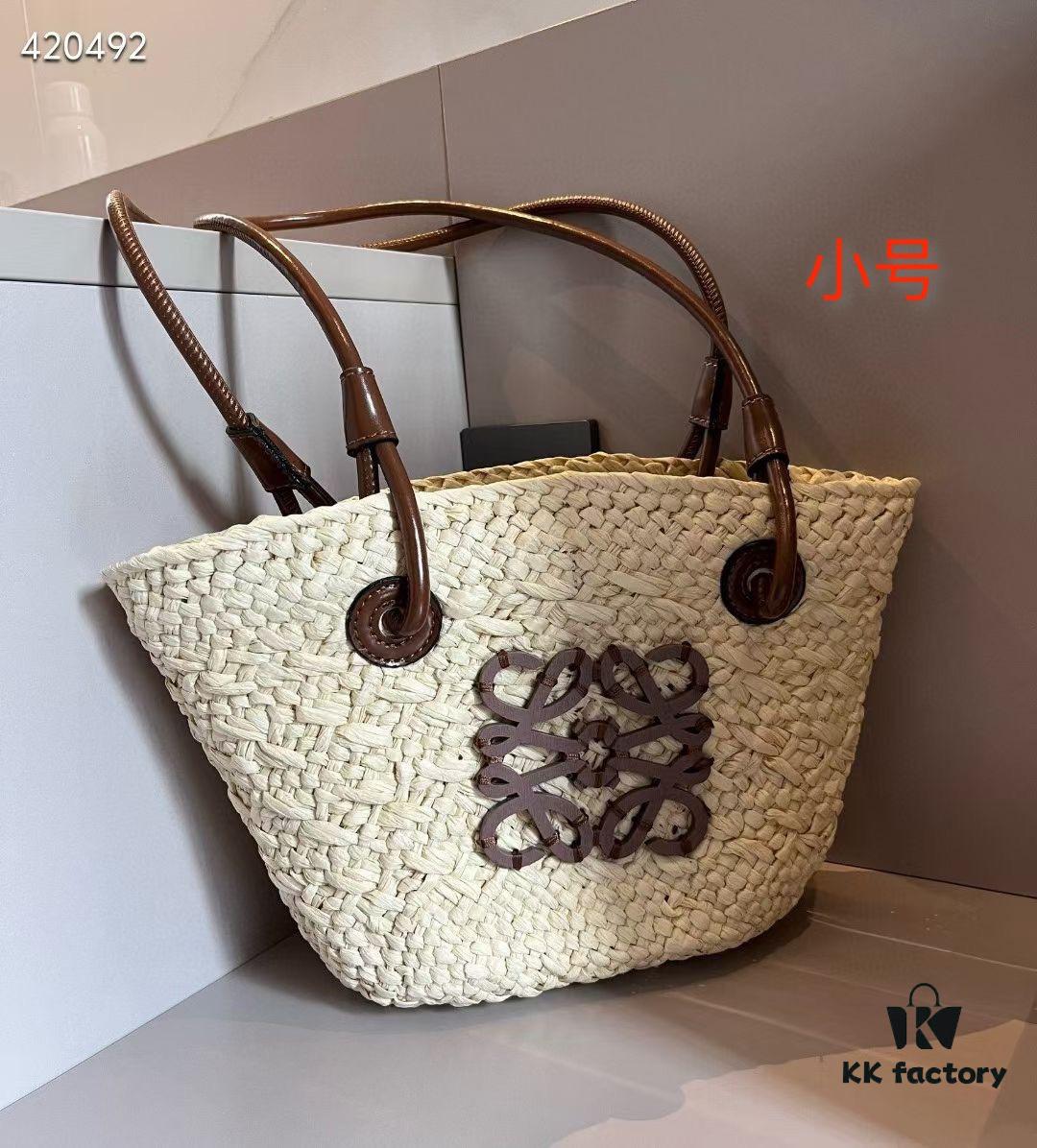 LOEWE Roewe Mini Straw Bag, Small Size, Essential for Beach Outings, 25*20cm