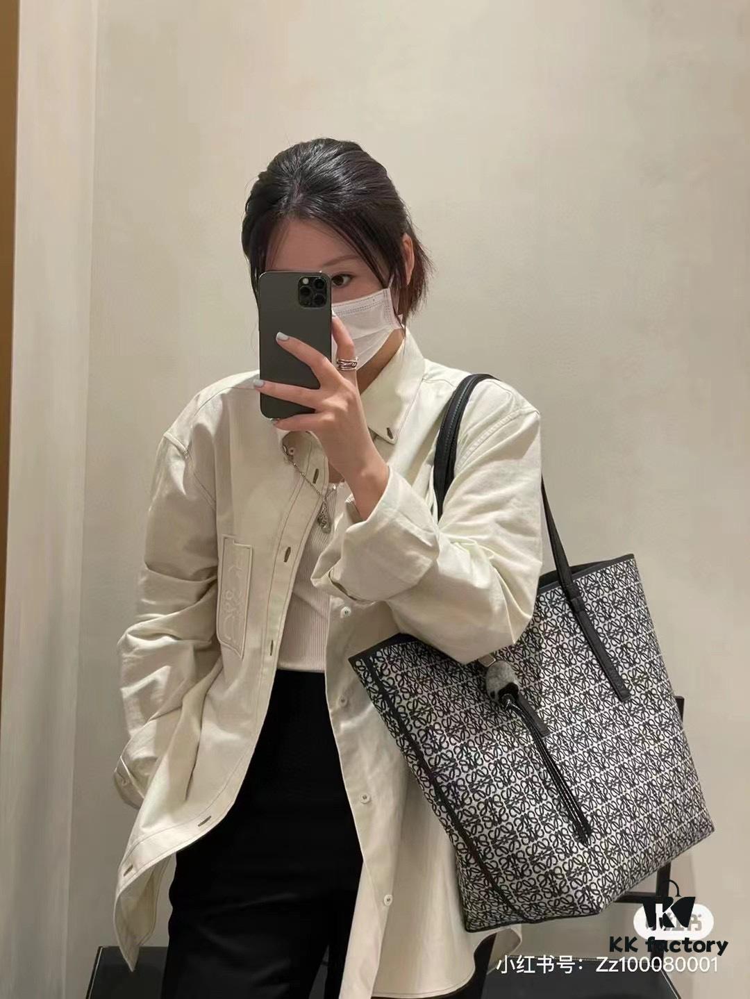 Loewe & T Tote Embroidered Jacquard Fabric with Leather — Shopping Bag