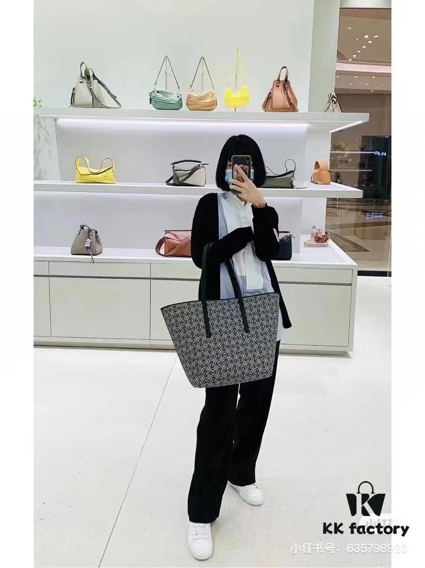 Loewe & T Tote Embroidered Jacquard Fabric with Leather — Shopping Bag