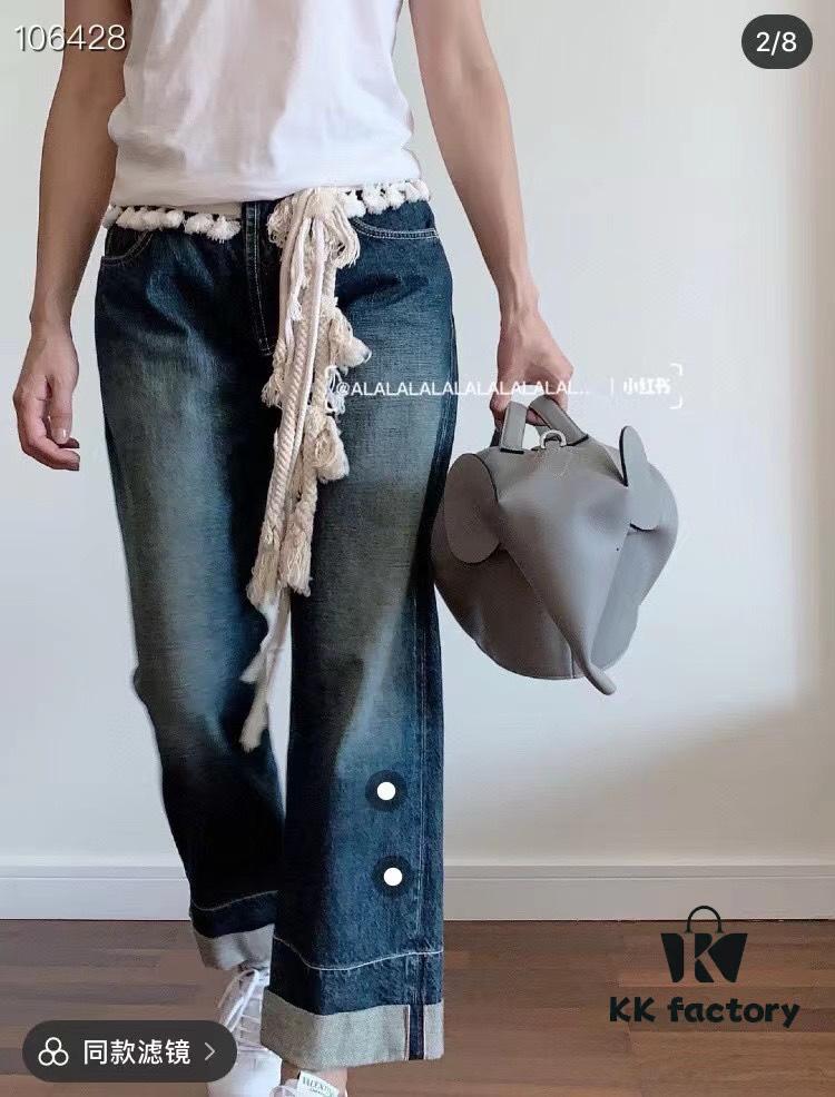 Loewe🌟 Classic Calfskin Elephant Handbag Arrived 👏